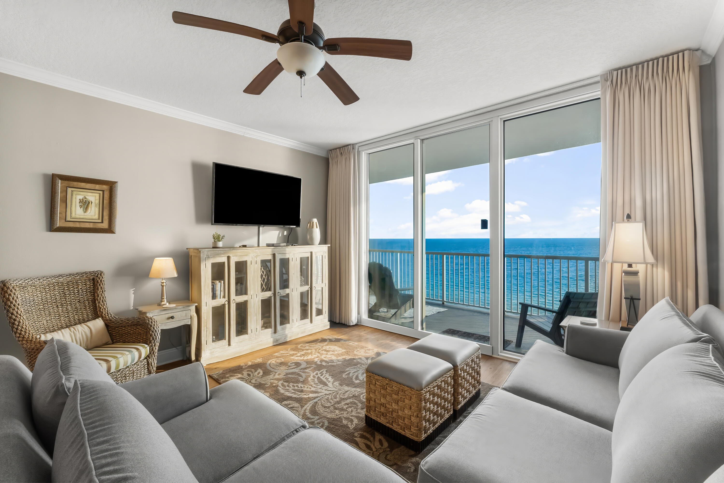 PALAZZO CONDOMINIUM - Residential