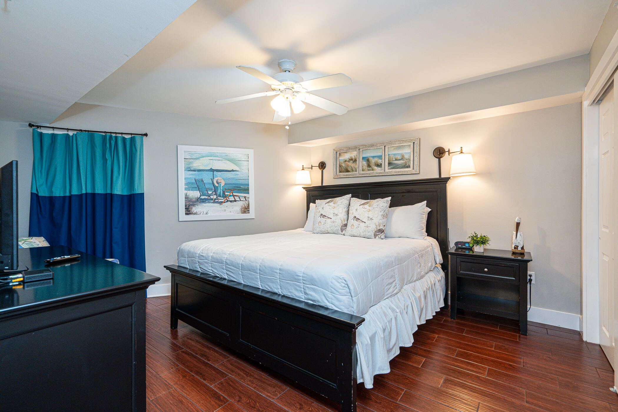 SEACREST CONDOMINIUMS - Residential