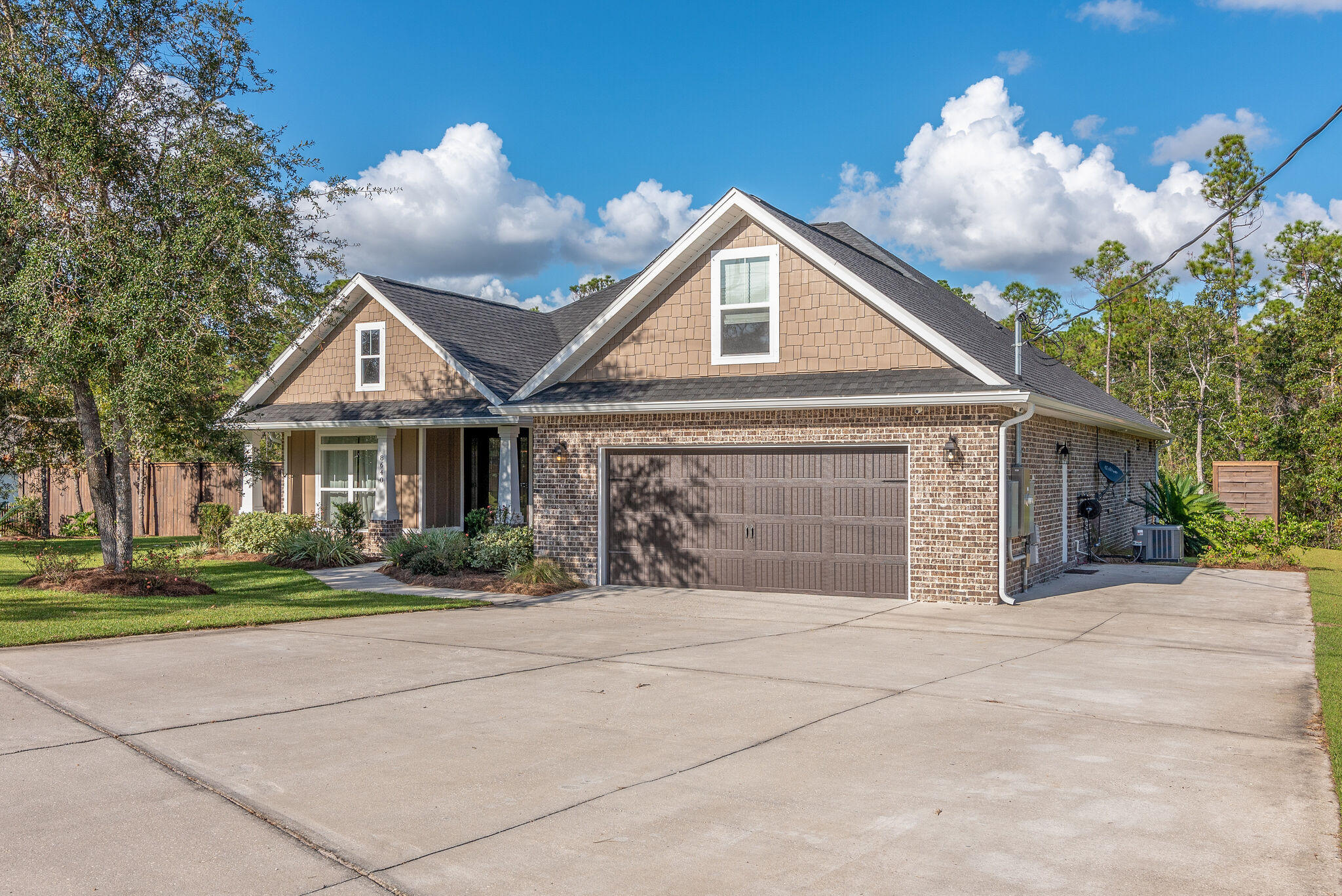 EAST BAY RIVER ESTATES 1ST ADDLOTS - Residential Lease