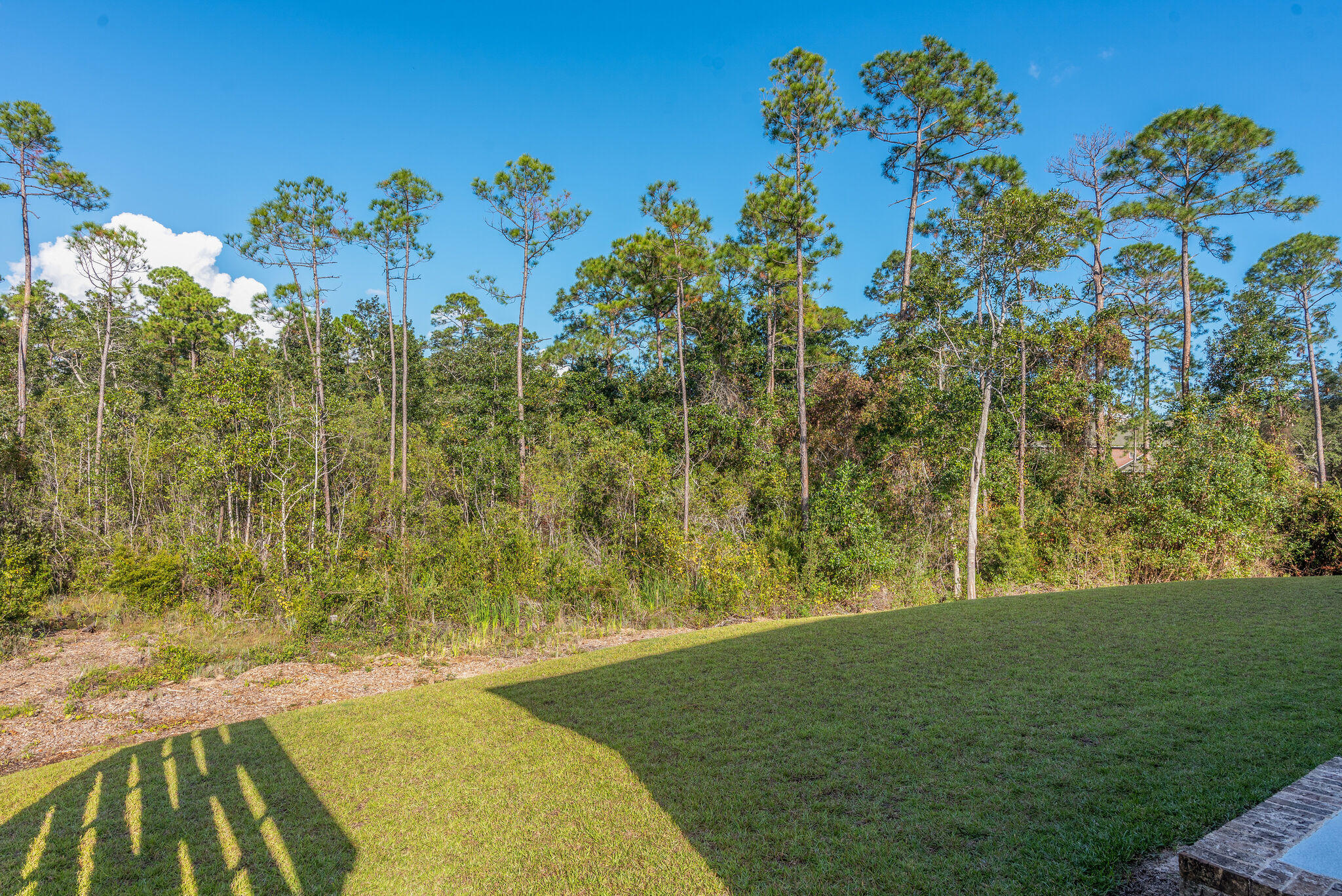 EAST BAY RIVER ESTATES 1ST ADDLOTS - Residential Lease