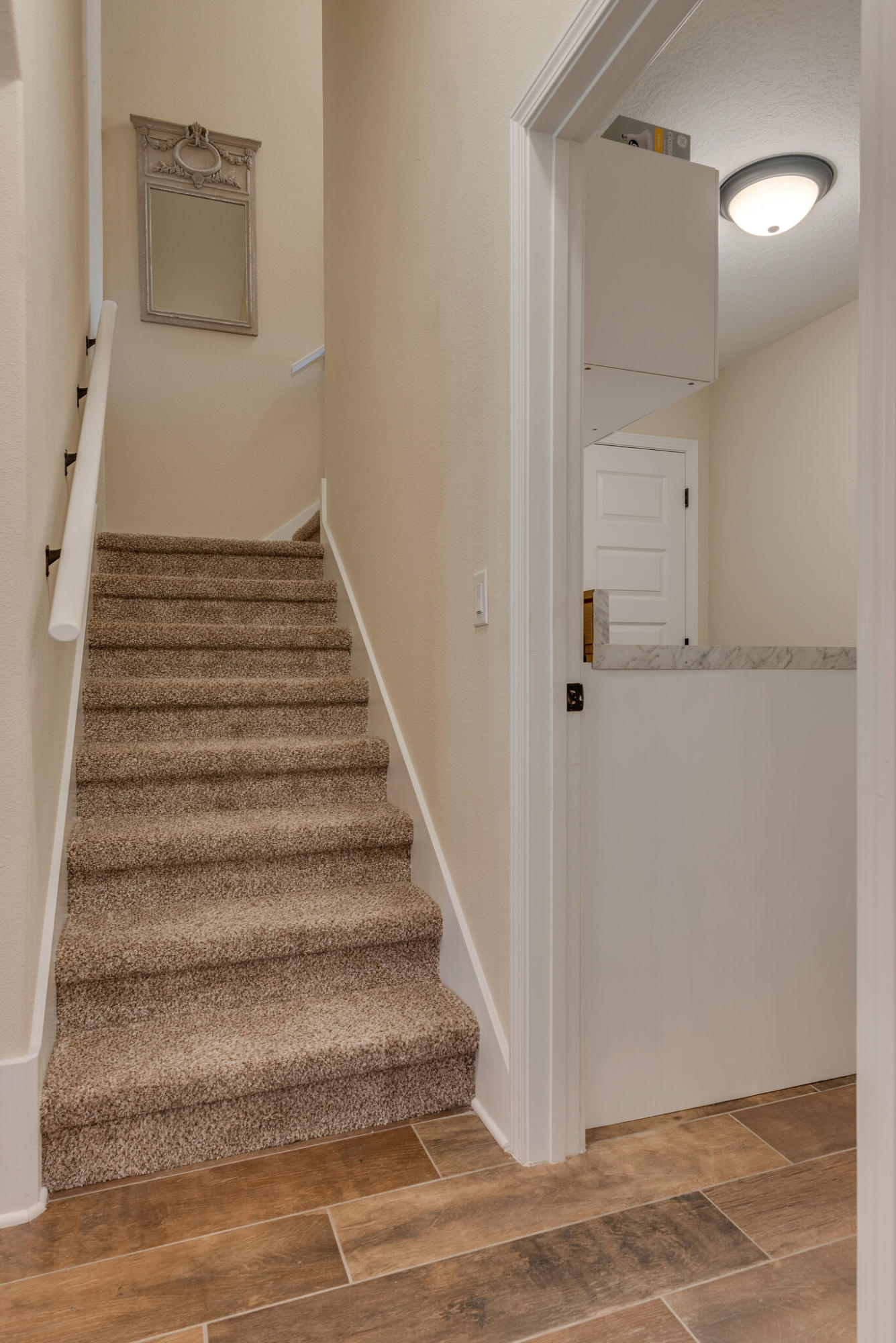 EAST BAY RIVER ESTATES 1ST ADDLOTS - Residential Lease