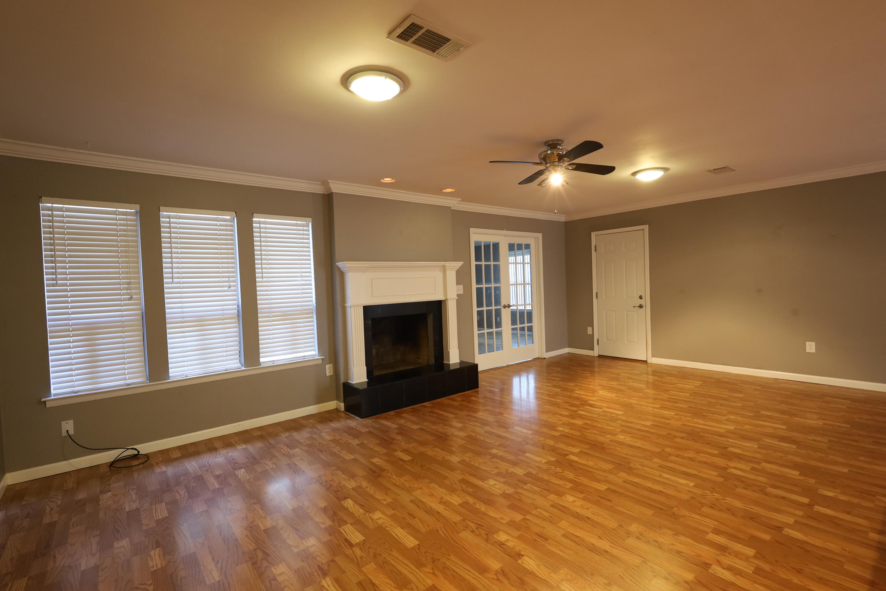 BLUEWATER BAY VILLAGE 1A - Residential