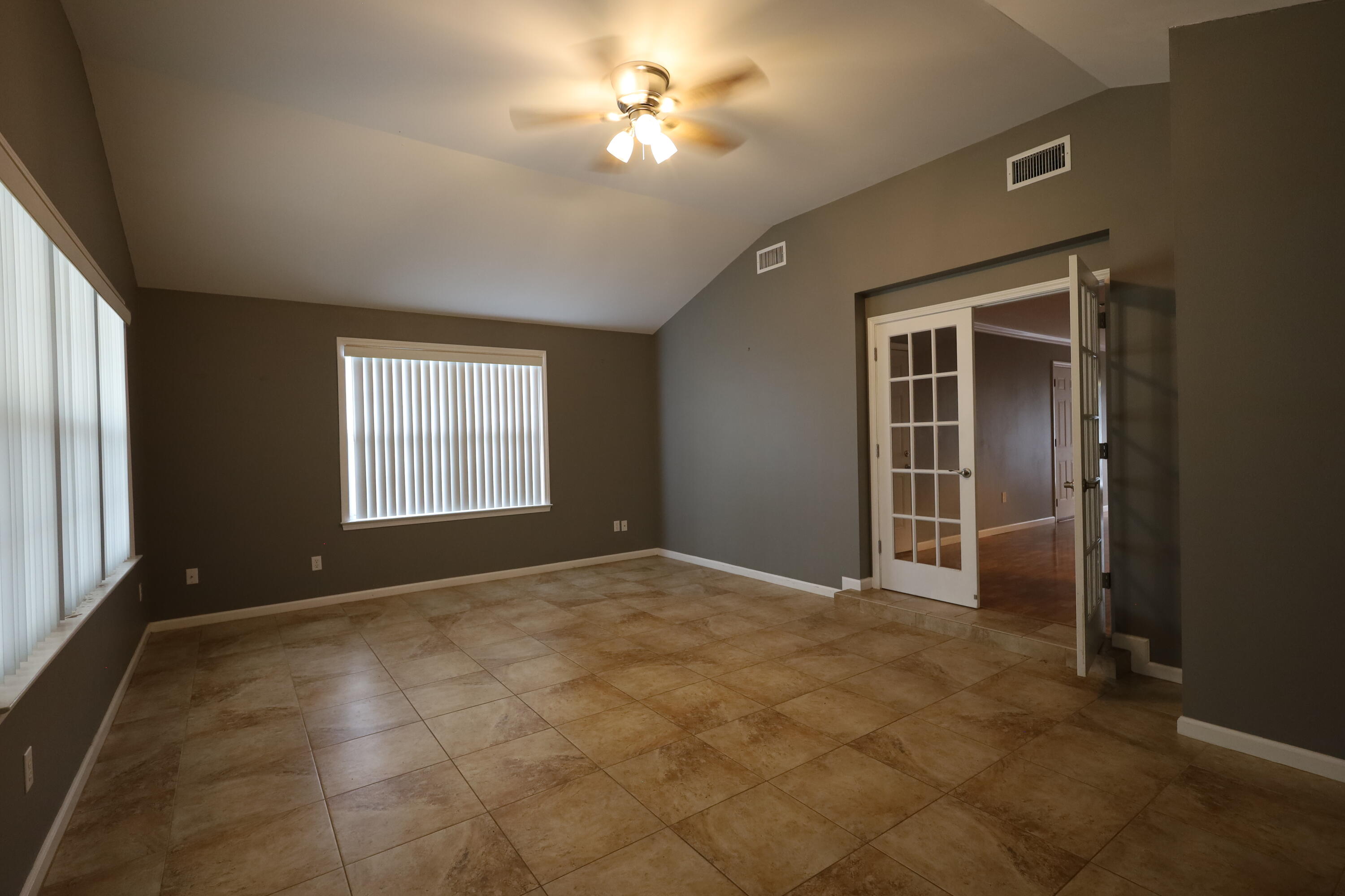 BLUEWATER BAY VILLAGE 1A - Residential