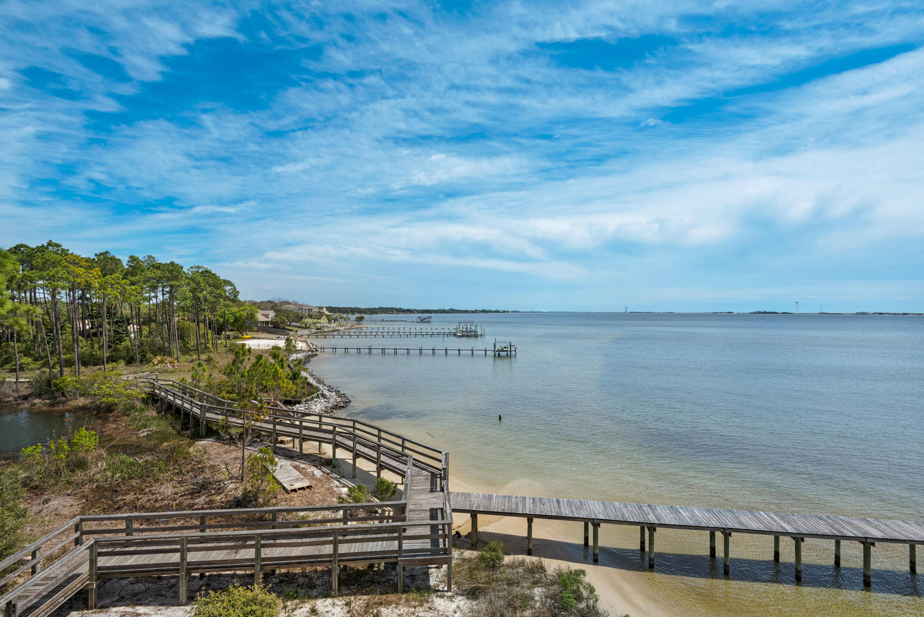 PALMETTO LAKE PRESERVE - Residential
