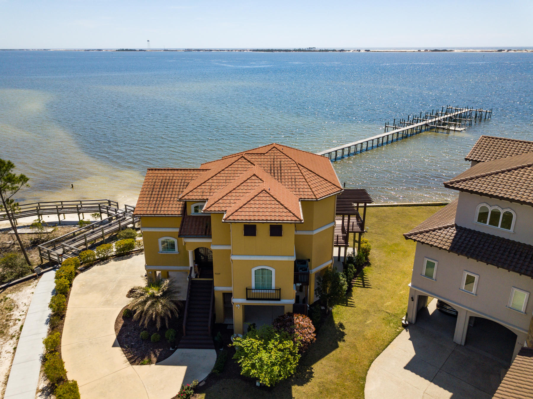 PALMETTO LAKE PRESERVE - Residential