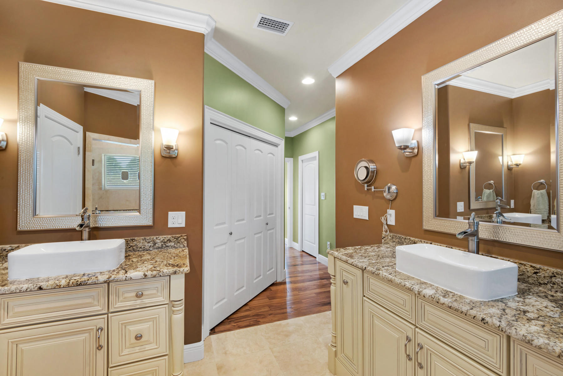 PALMETTO LAKE PRESERVE - Residential