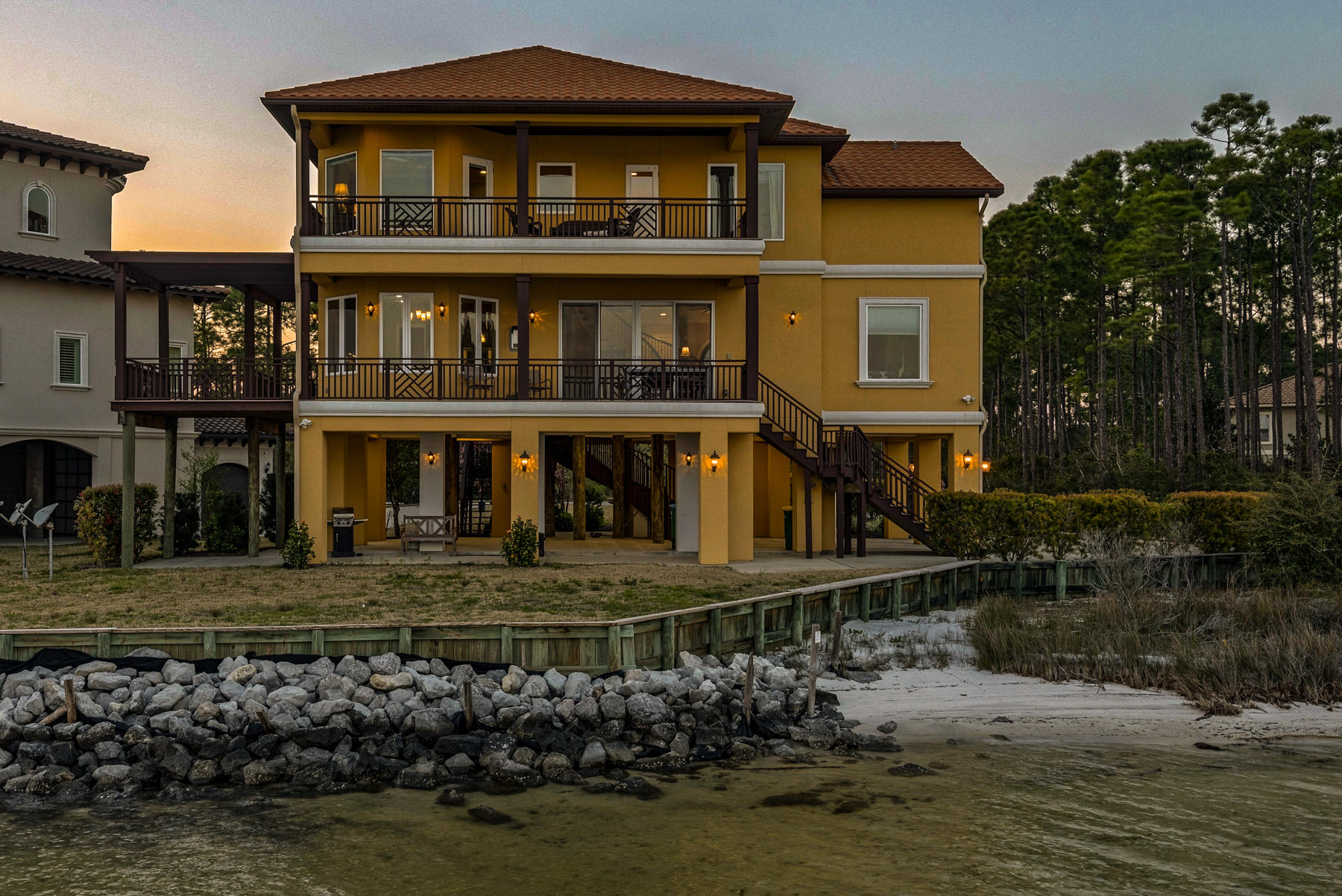 PALMETTO LAKE PRESERVE - Residential