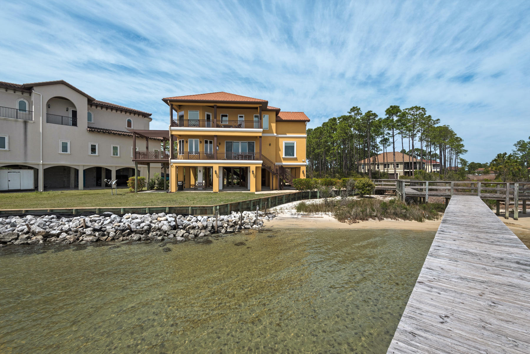 PALMETTO LAKE PRESERVE - Residential