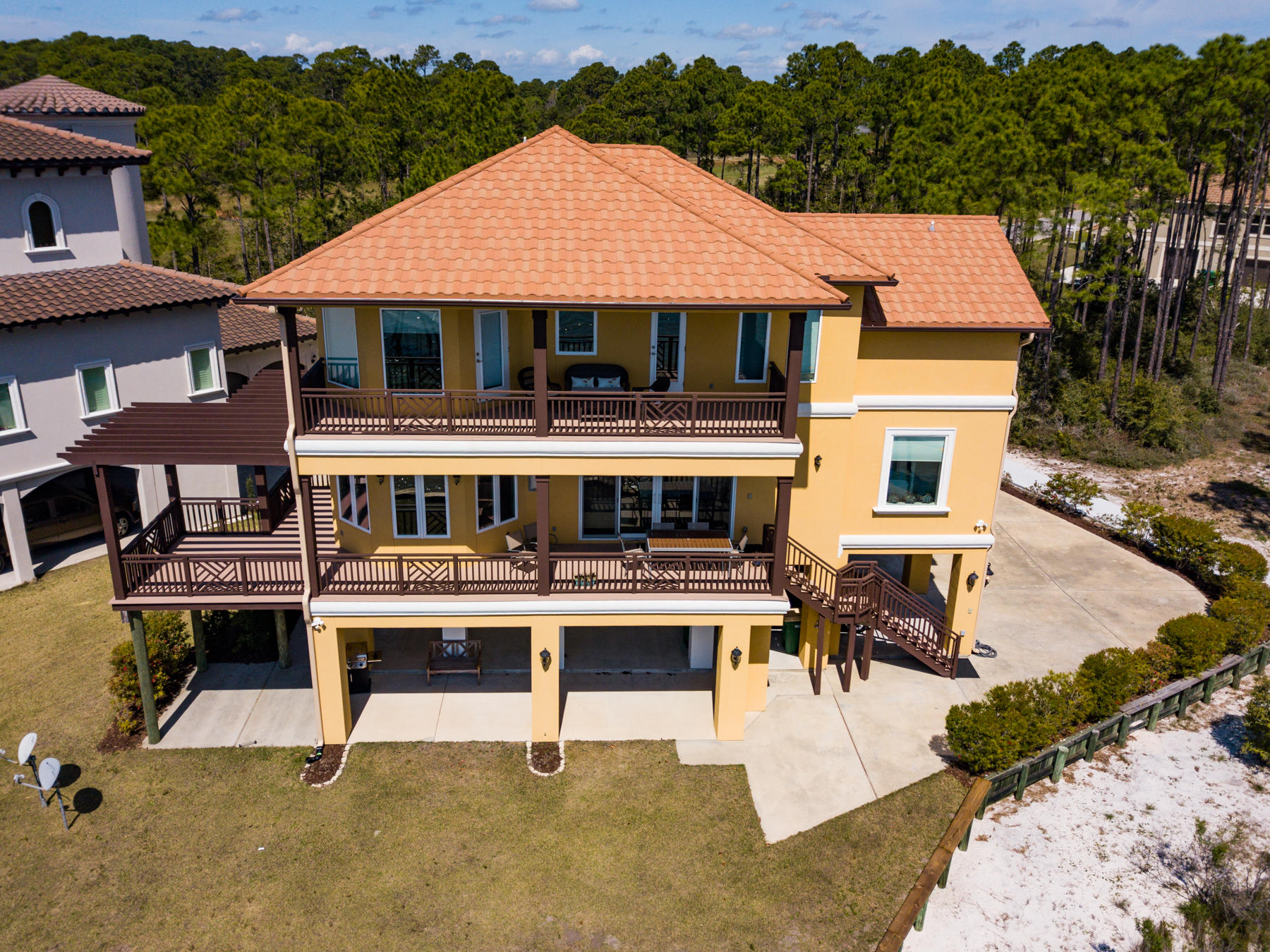 PALMETTO LAKE PRESERVE - Residential