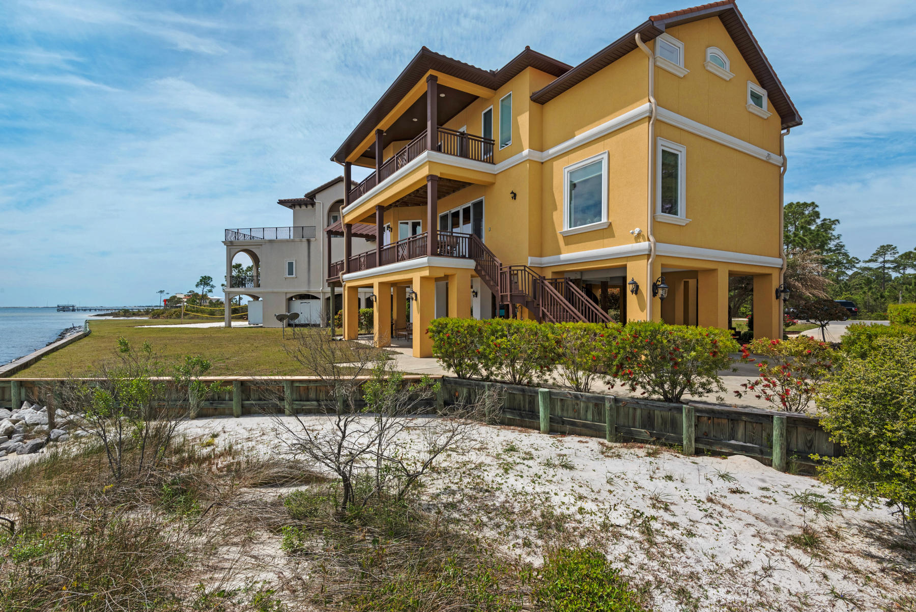 PALMETTO LAKE PRESERVE - Residential