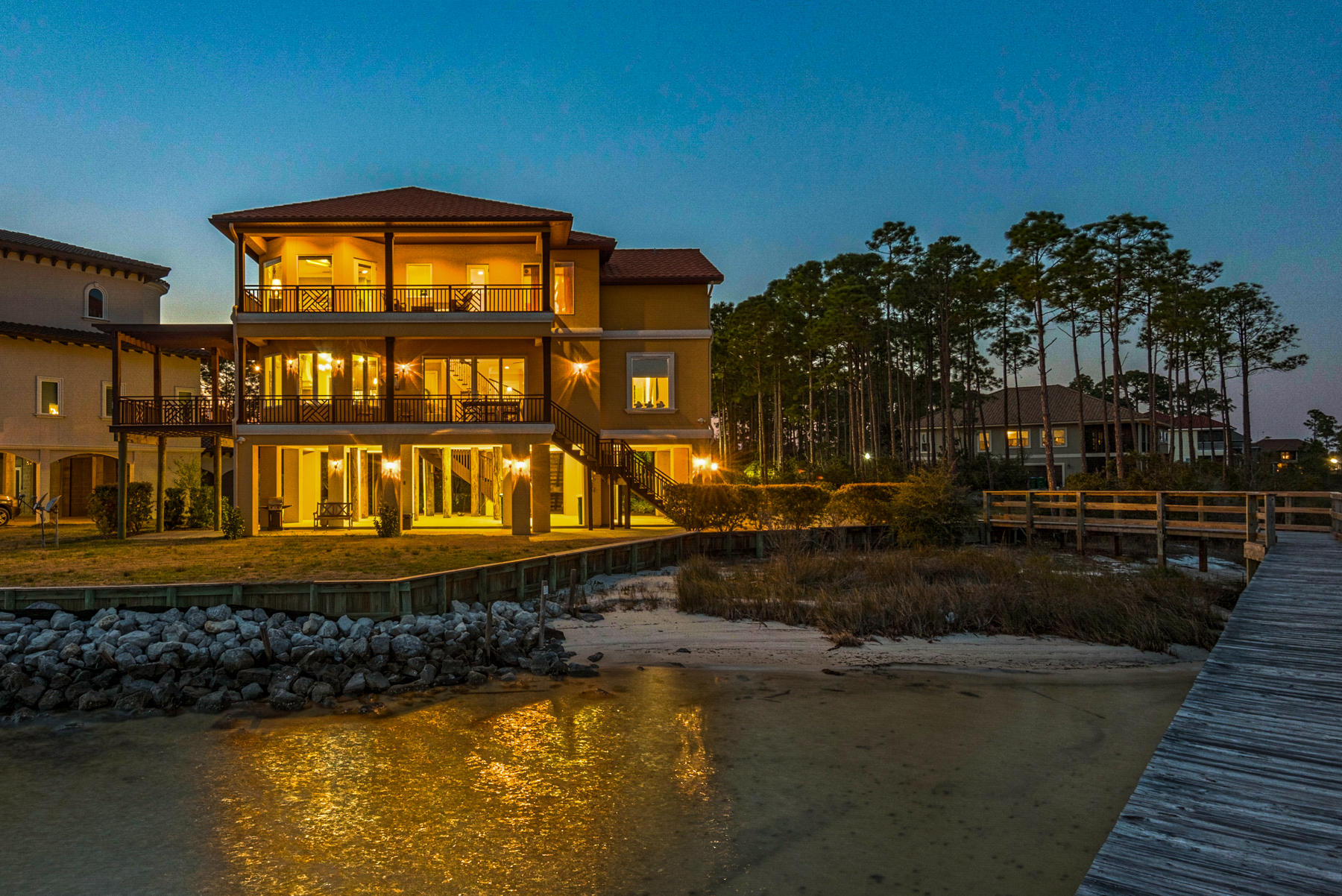 PALMETTO LAKE PRESERVE - Residential