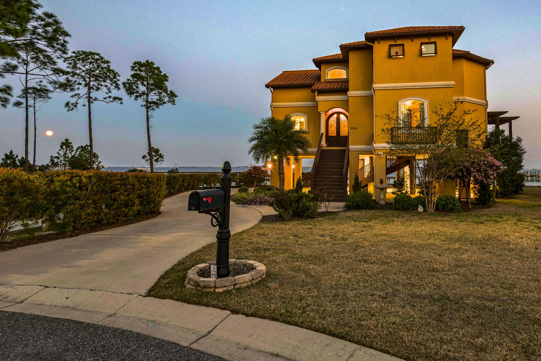 PALMETTO LAKE PRESERVE - Residential