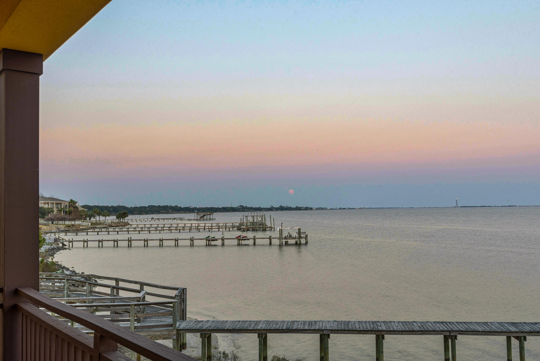 PALMETTO LAKE PRESERVE - Residential