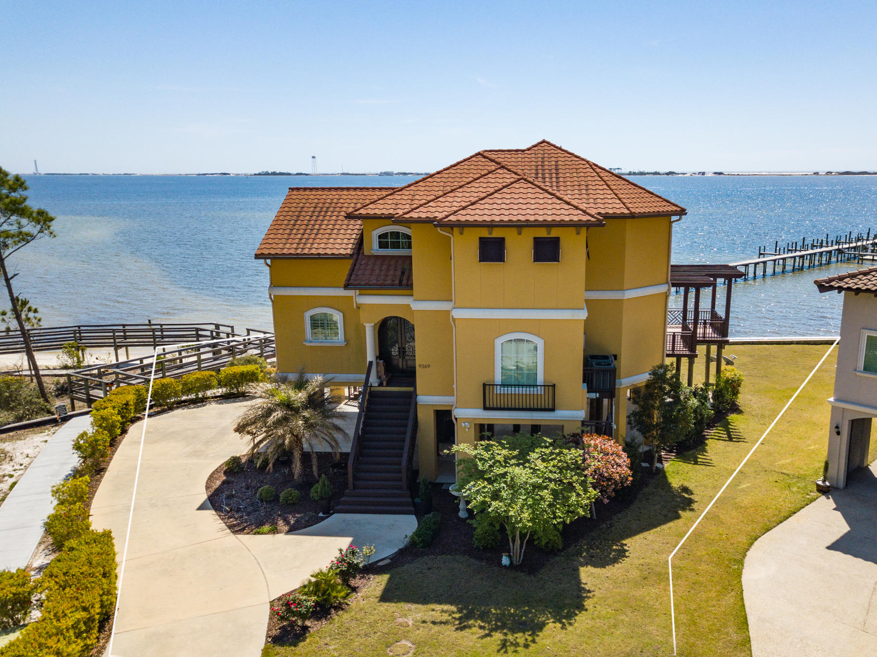 PALMETTO LAKE PRESERVE - Residential