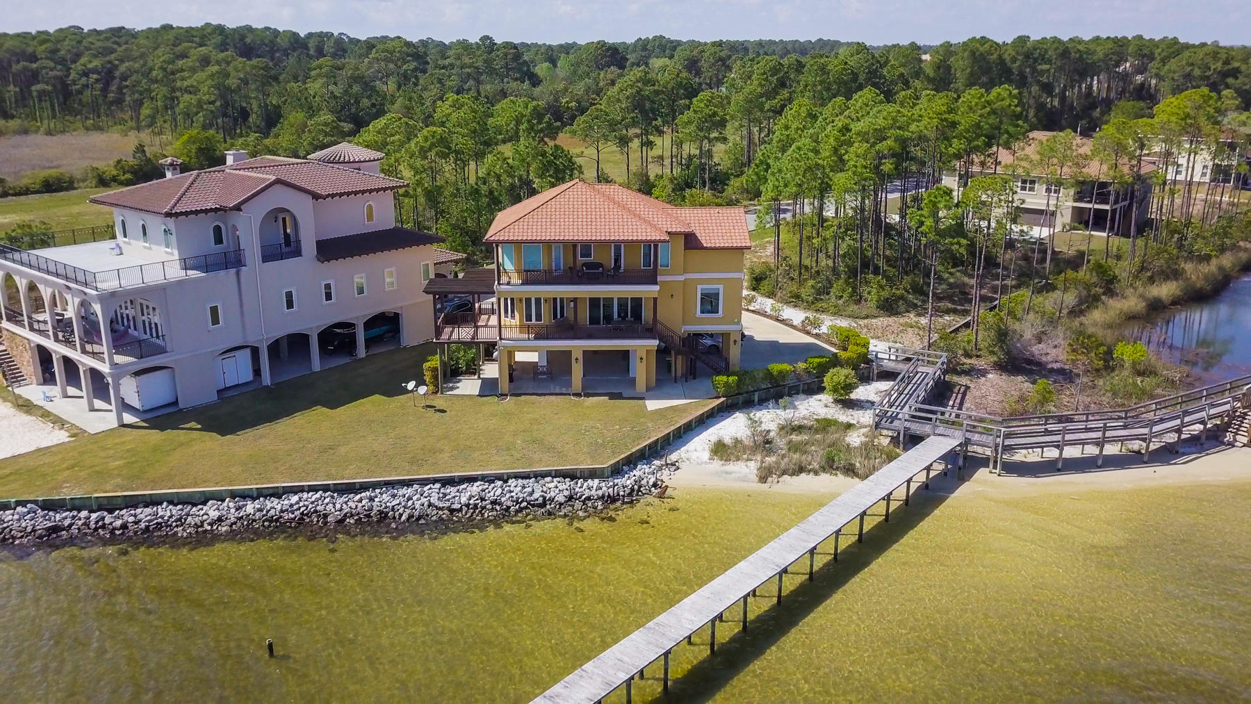 PALMETTO LAKE PRESERVE - Residential