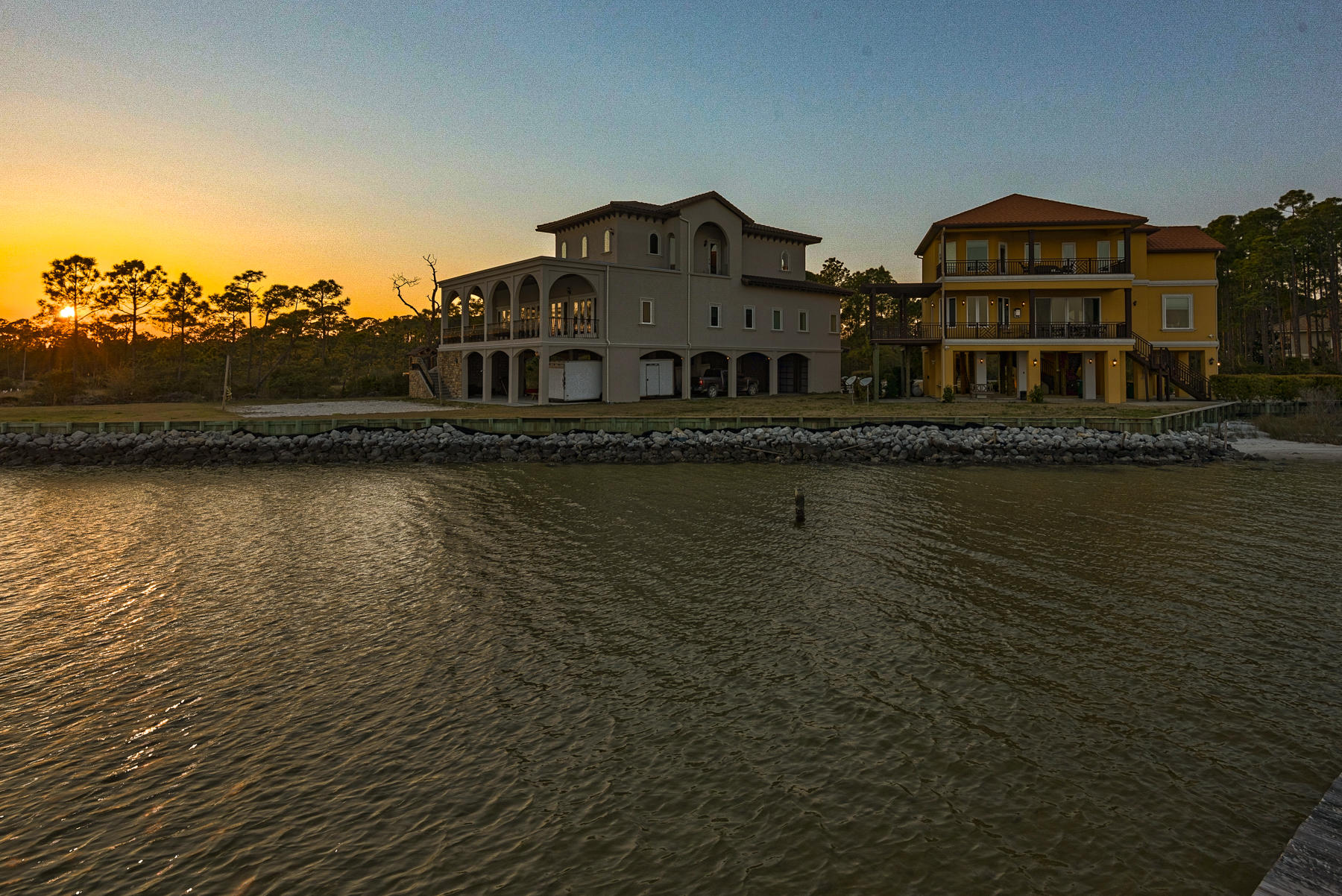 PALMETTO LAKE PRESERVE - Residential