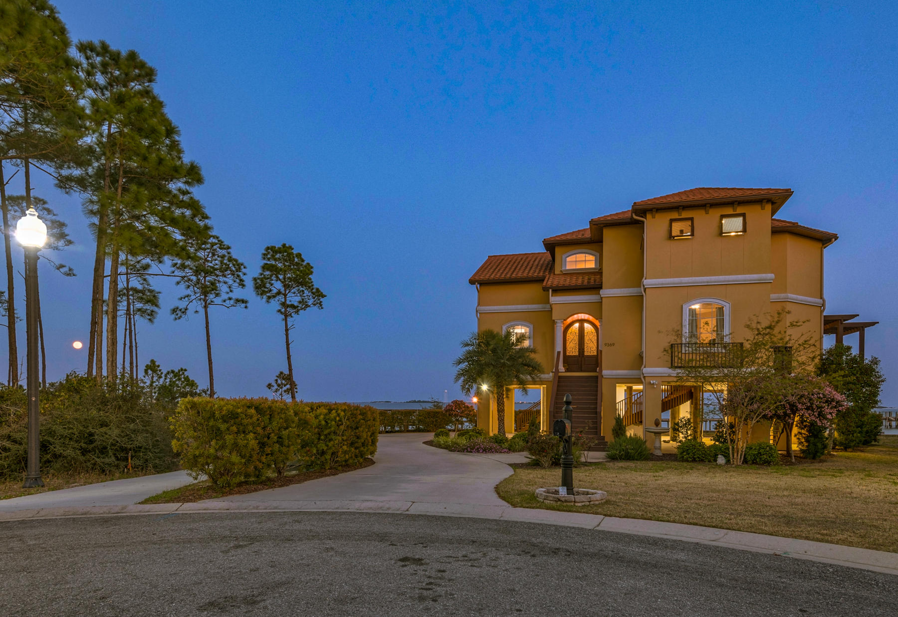 PALMETTO LAKE PRESERVE - Residential