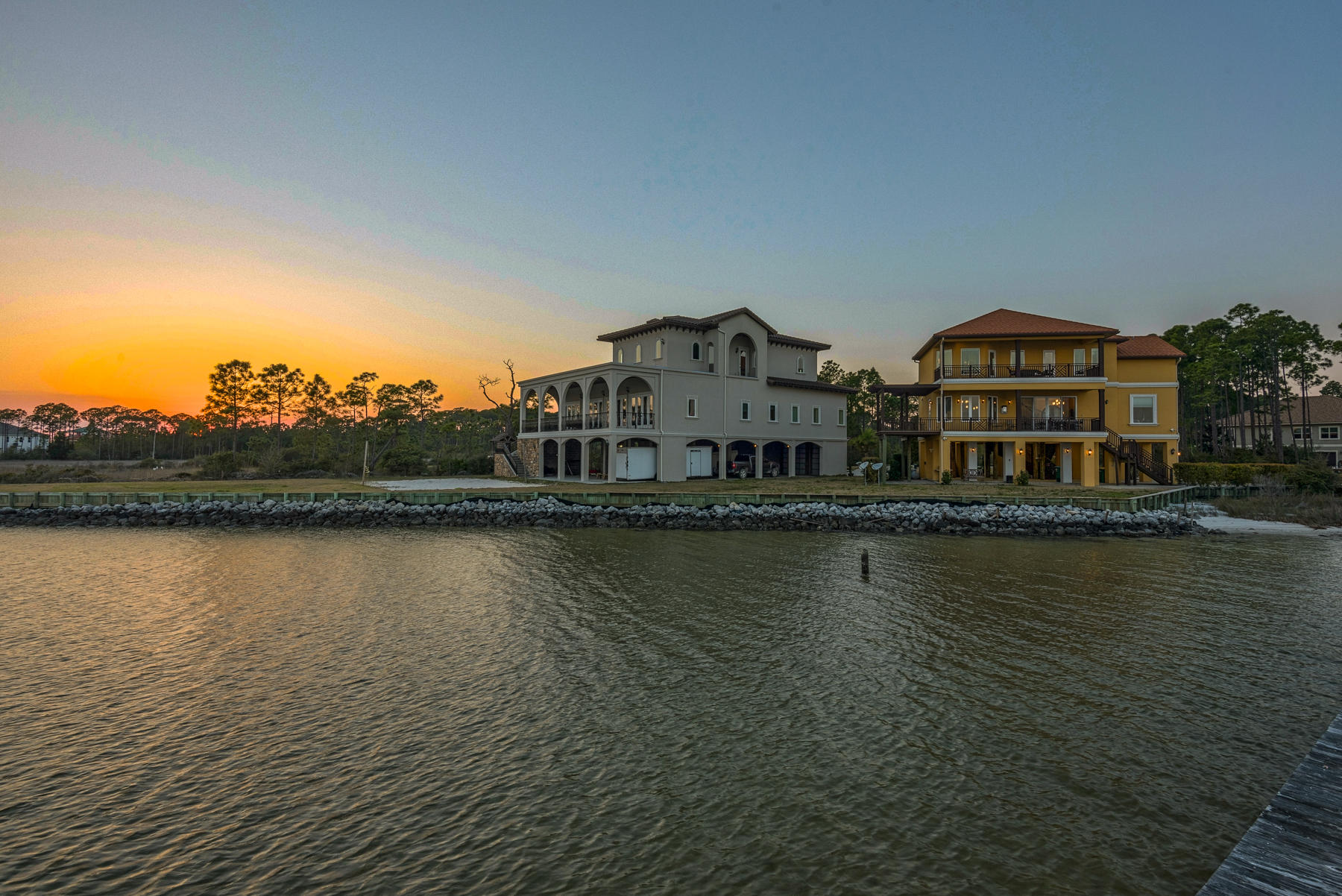 PALMETTO LAKE PRESERVE - Residential