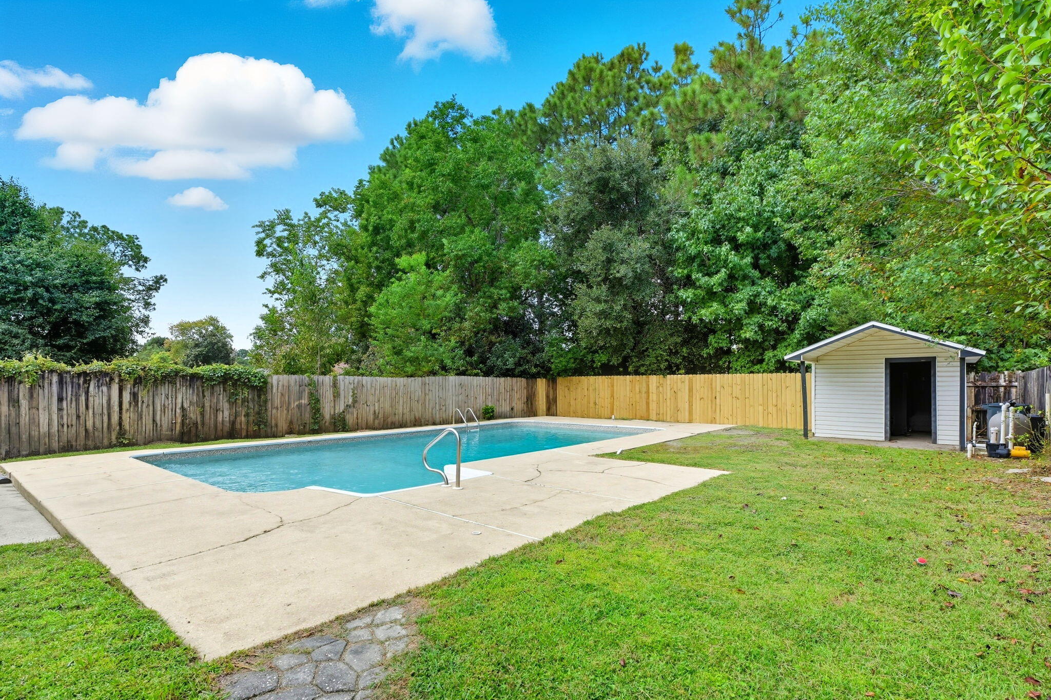 HIDDEN TRAIL PH 2 - Residential