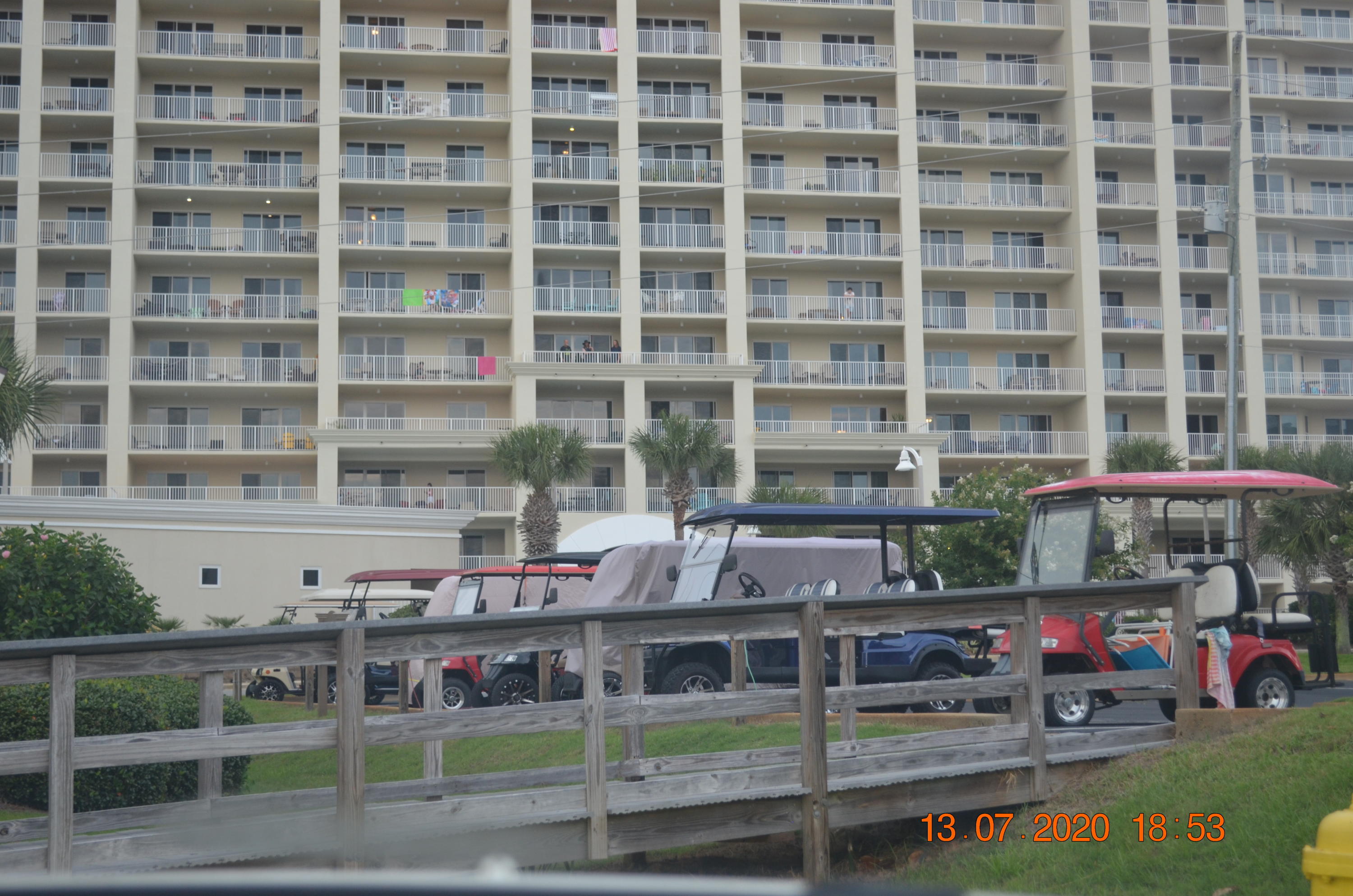 SEASCAPE CONDO PH 7 - Residential