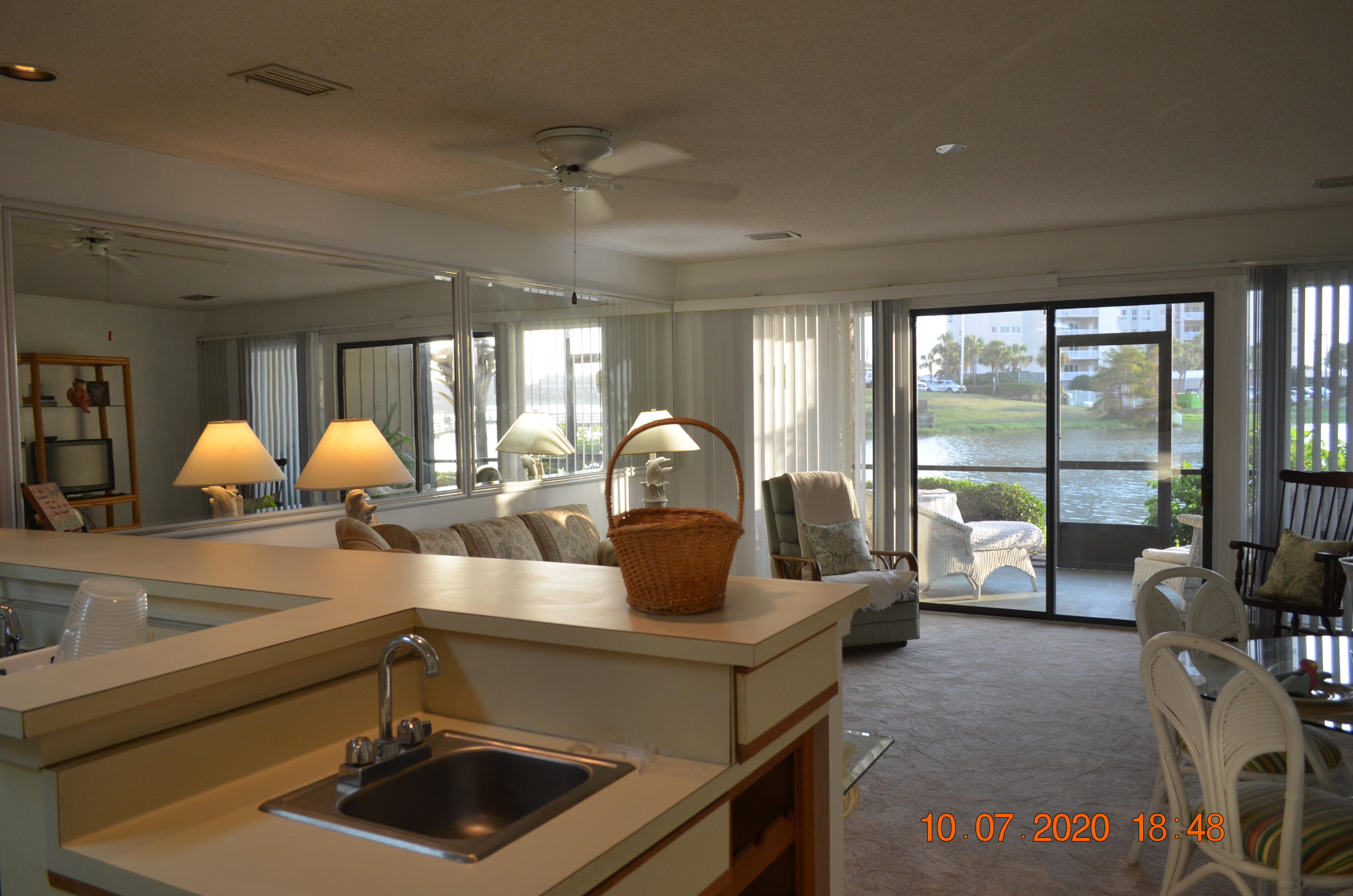 SEASCAPE CONDO PH 7 - Residential