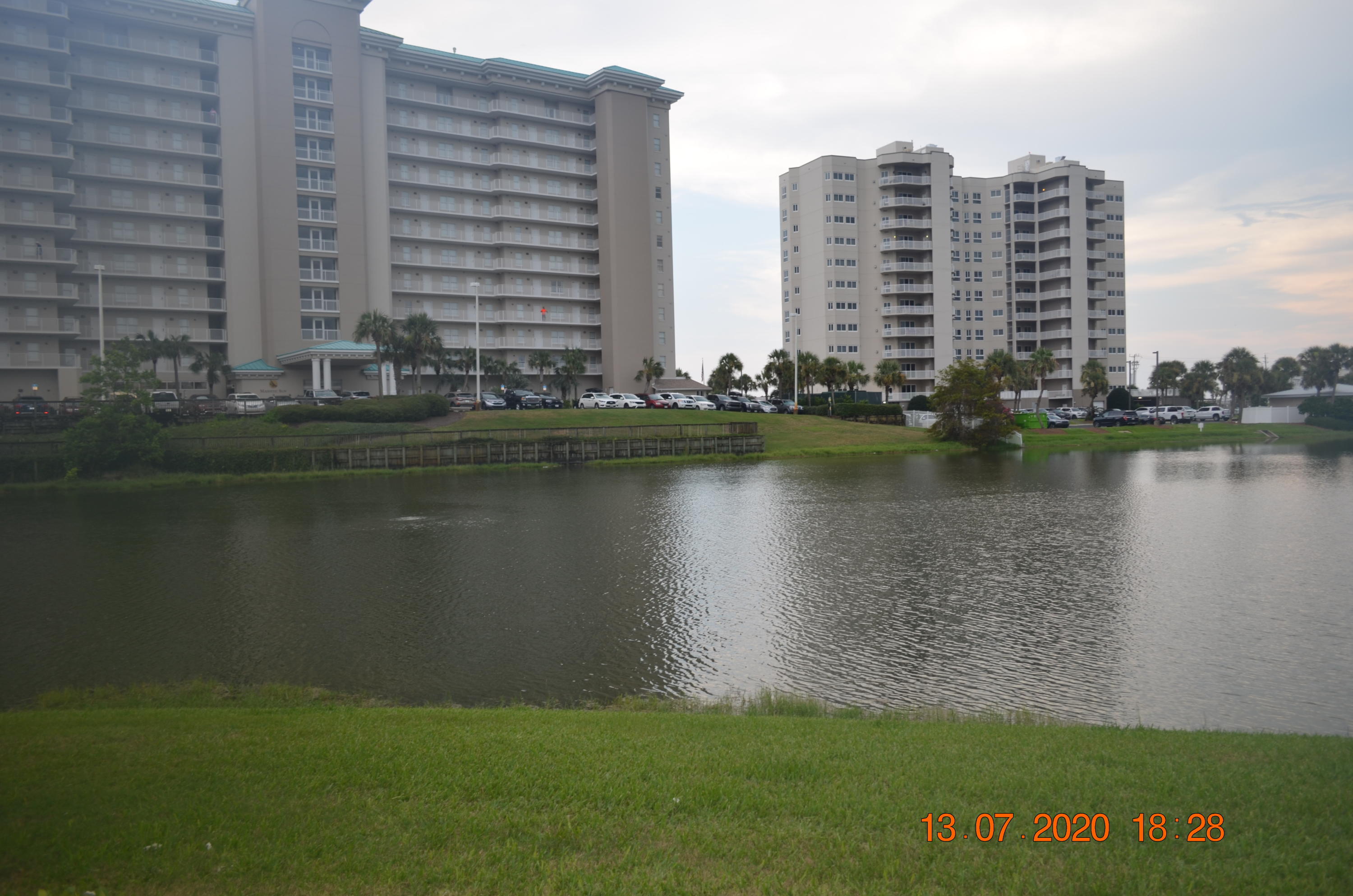 SEASCAPE CONDO PH 7 - Residential