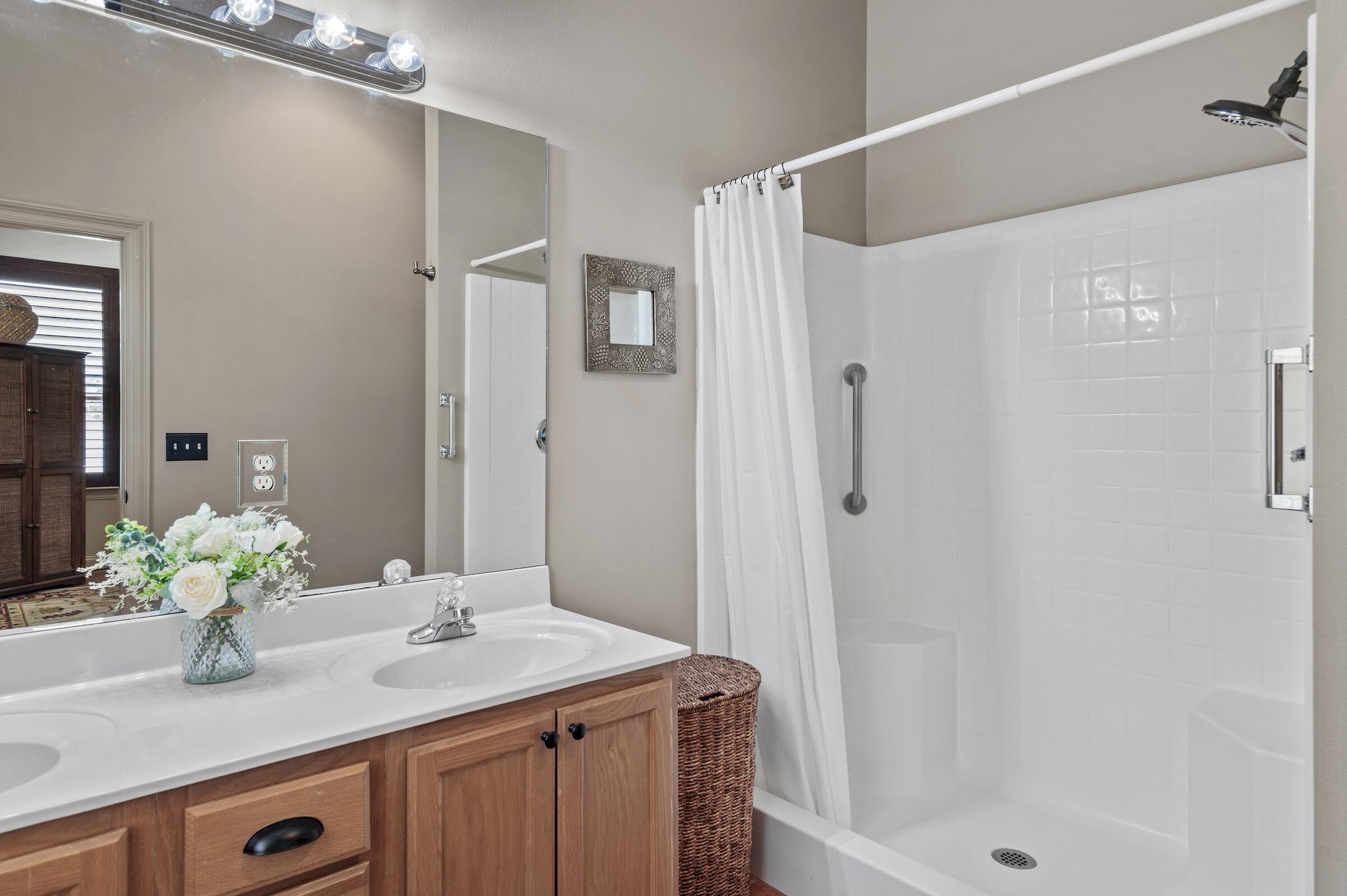 COURTYARDS OF SANTA ROSA BEACH - Residential