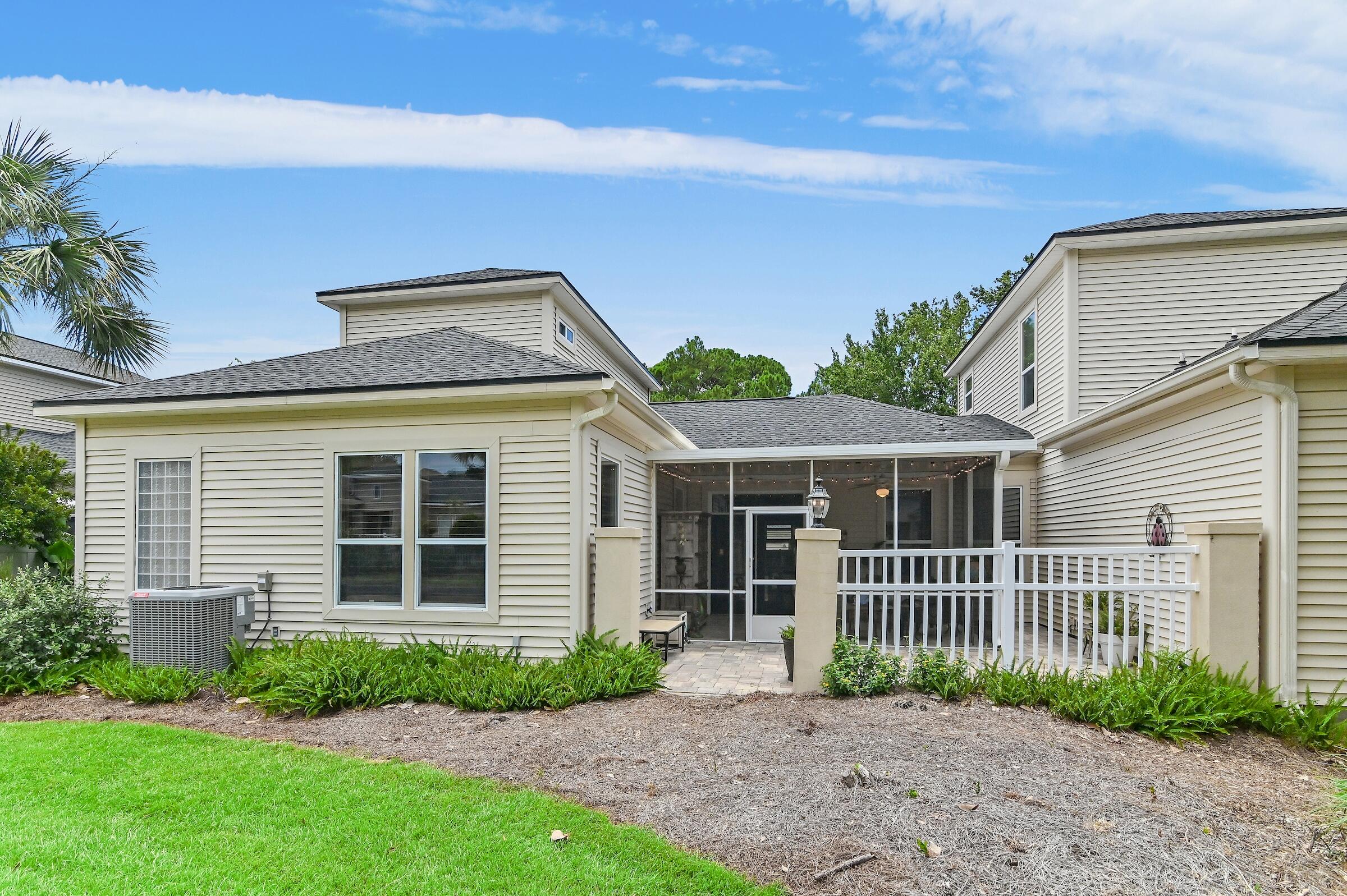 COURTYARDS OF SANTA ROSA BEACH - Residential