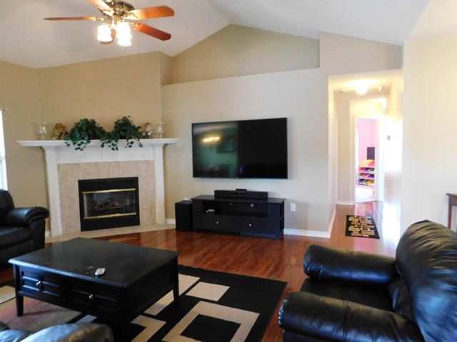 CORONADO VILLAGE PH 4 - Residential