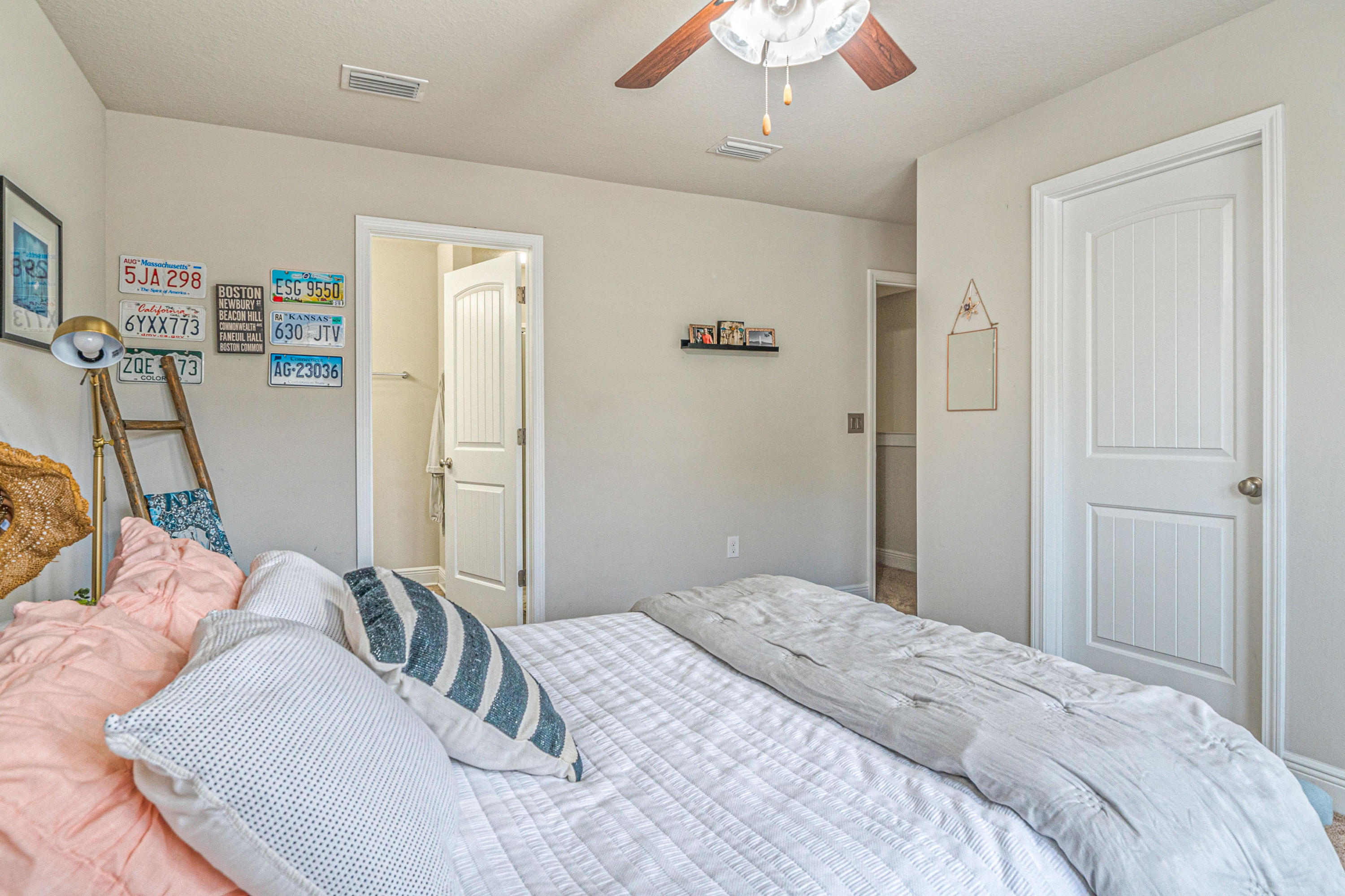 RESERVE POINTE - Residential