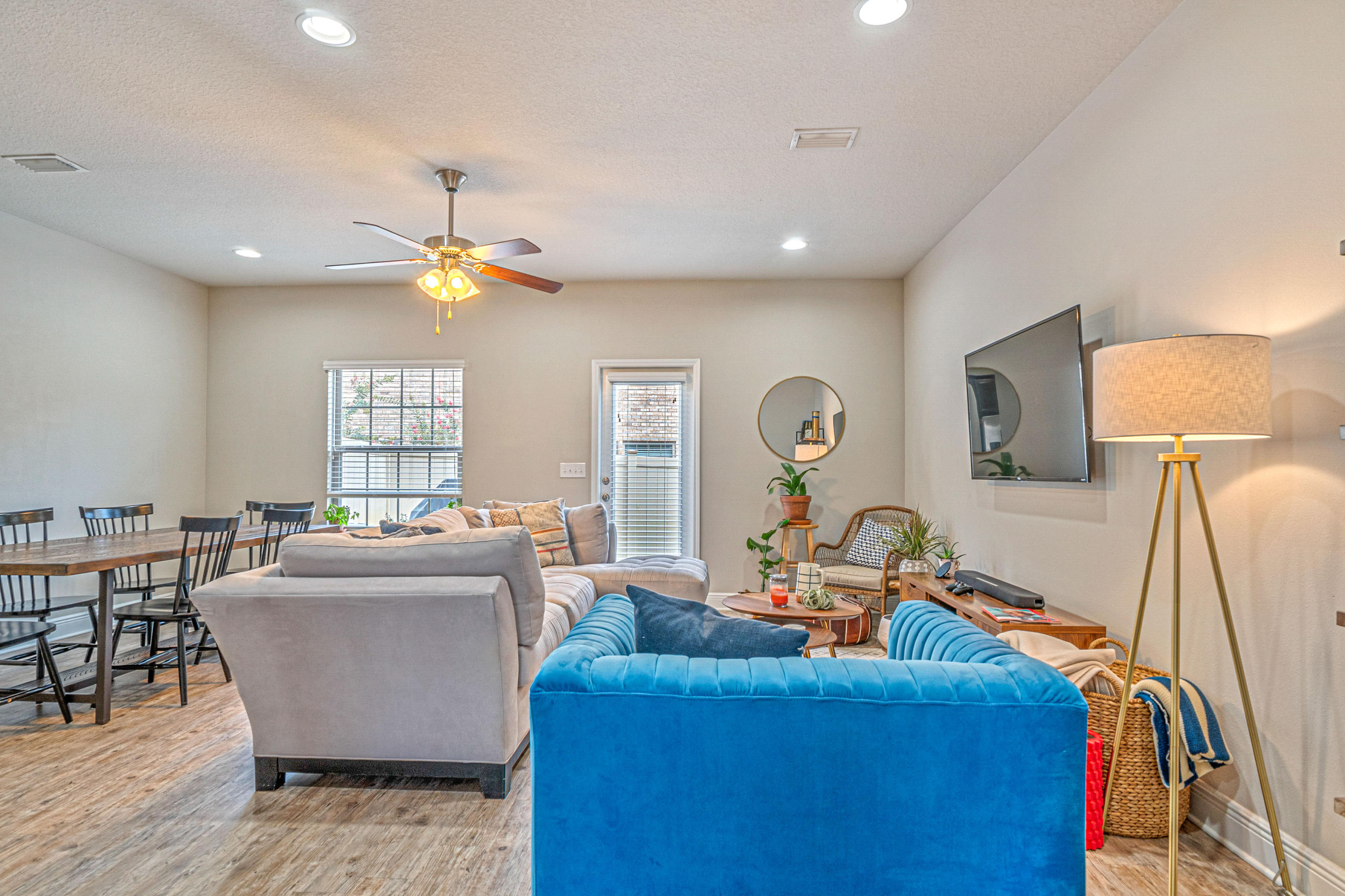 RESERVE POINTE - Residential