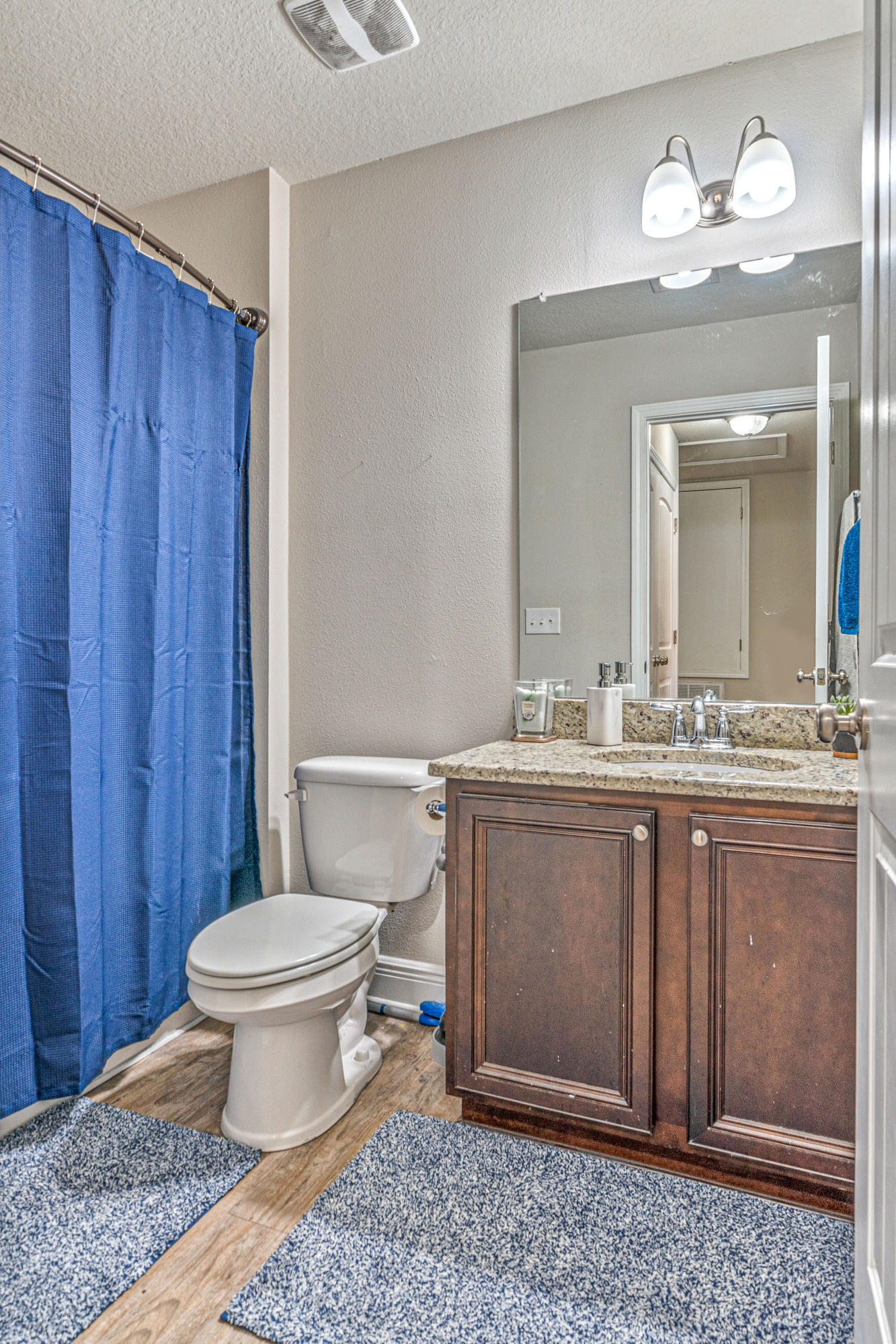 RESERVE POINTE - Residential