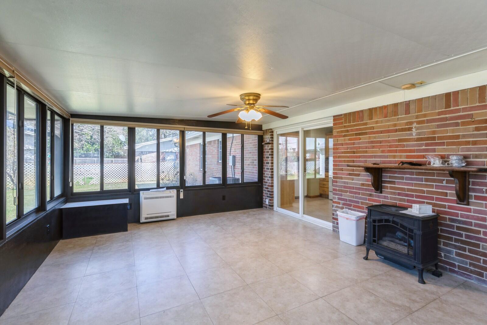 SANTA ROSA PARK - Residential