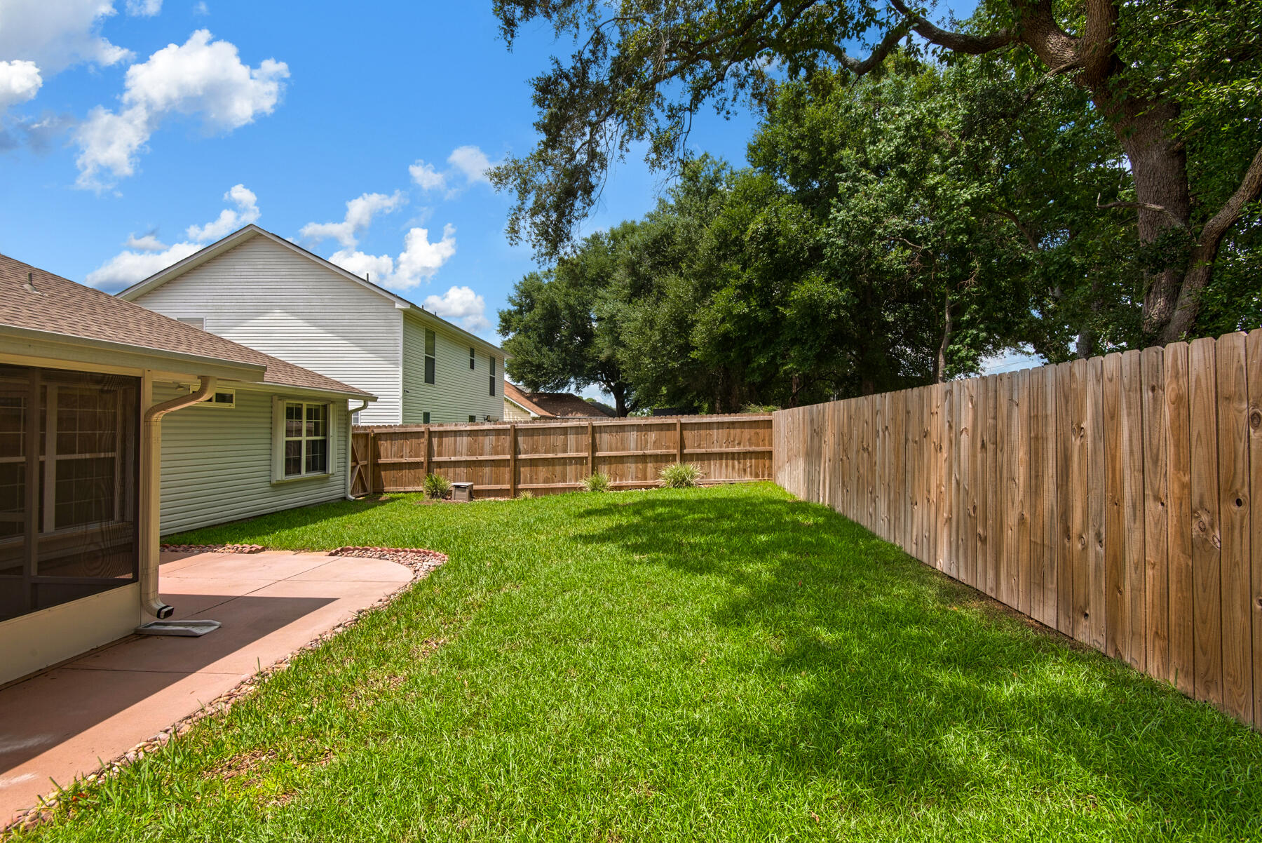 HUNTERS RUN S/D - Residential