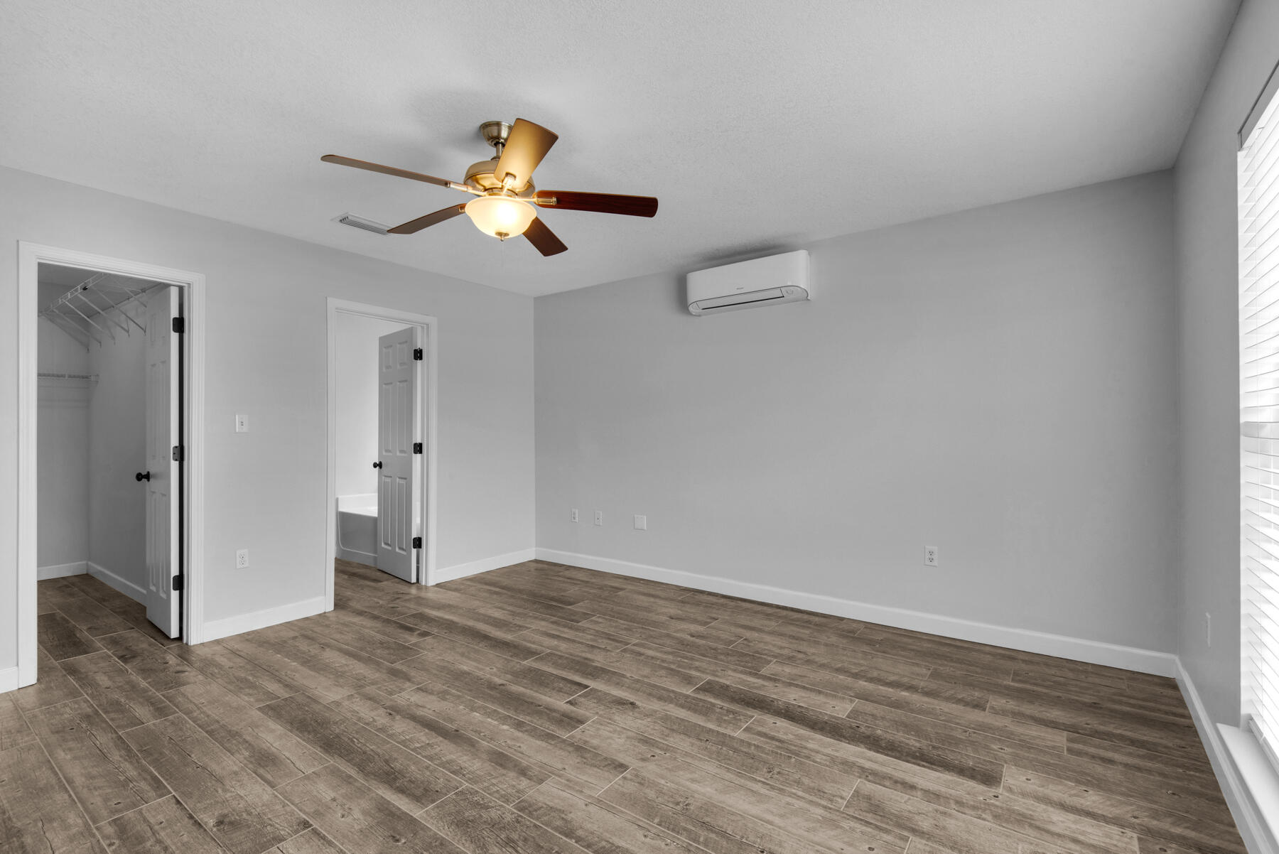 HUNTERS RUN S/D - Residential