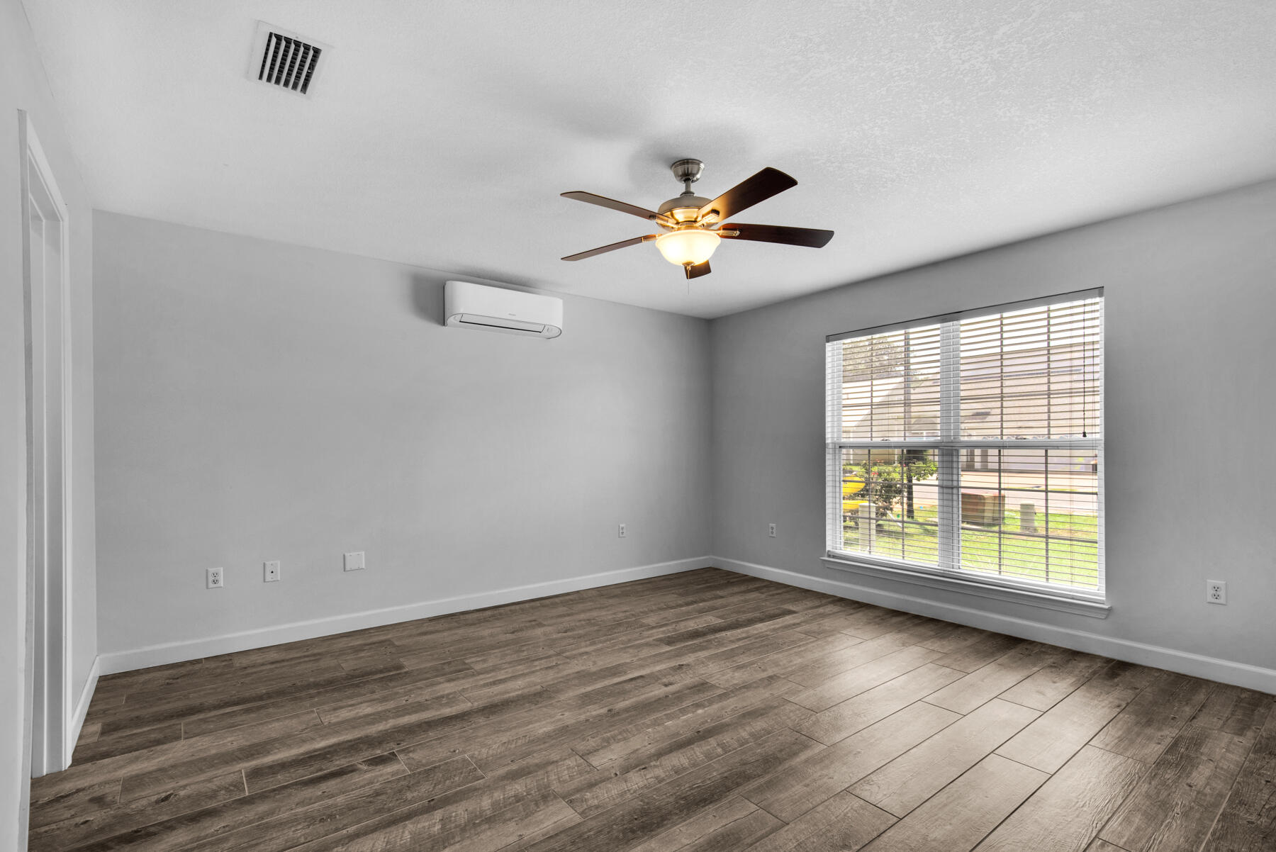 HUNTERS RUN S/D - Residential