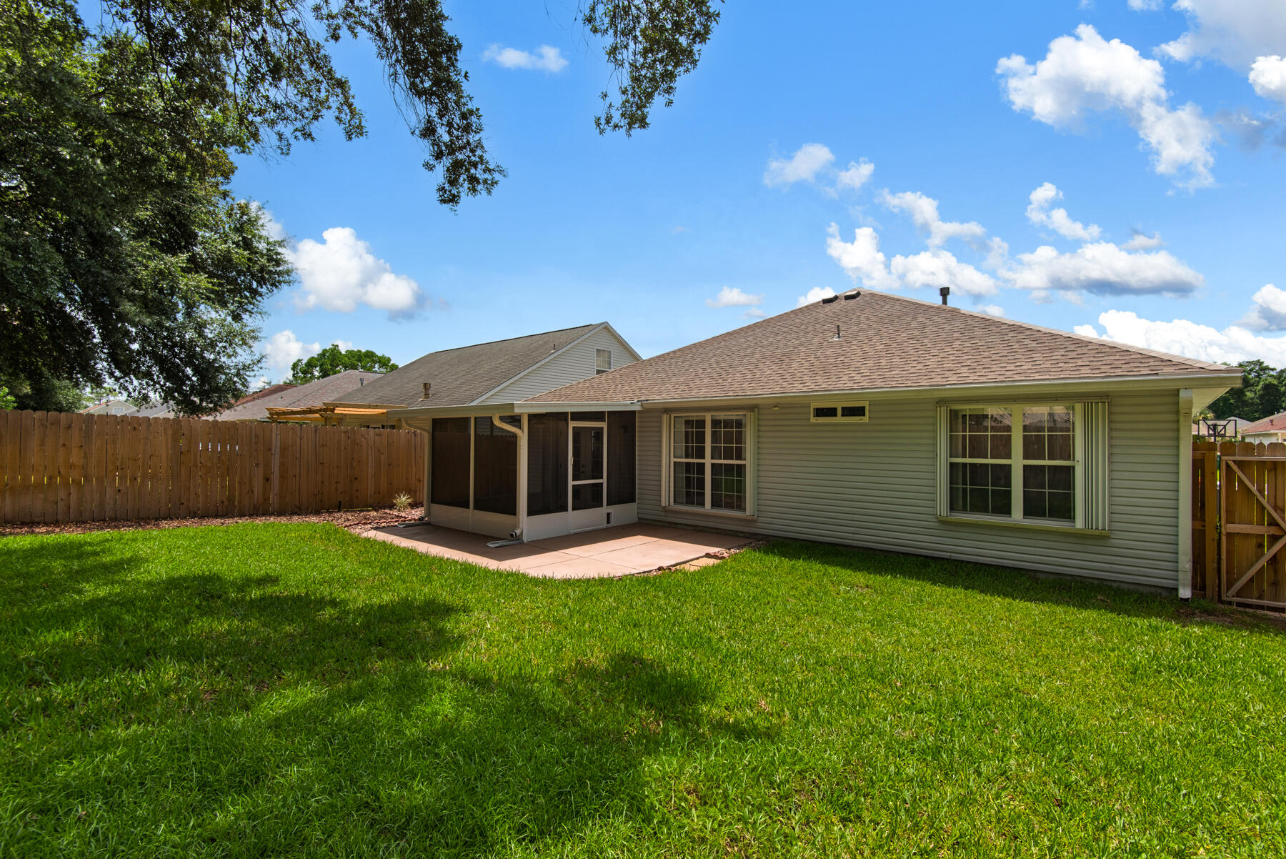 HUNTERS RUN S/D - Residential