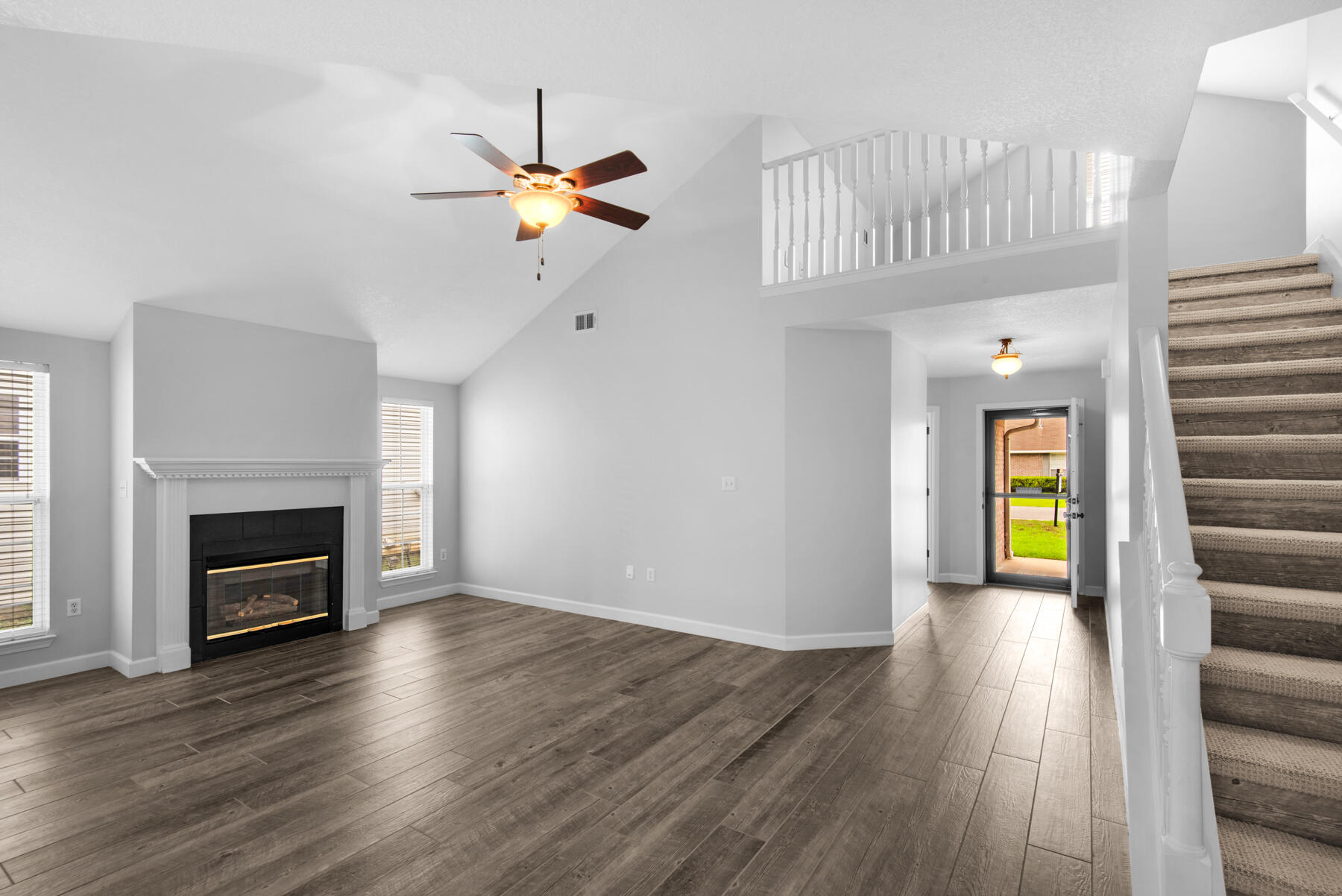 HUNTERS RUN S/D - Residential