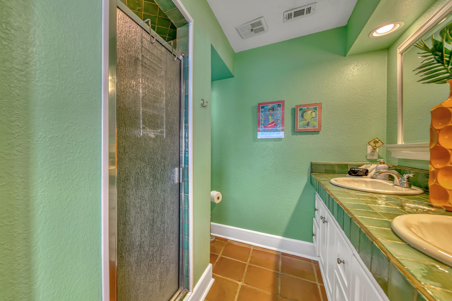 GREENREEF T/H - Residential