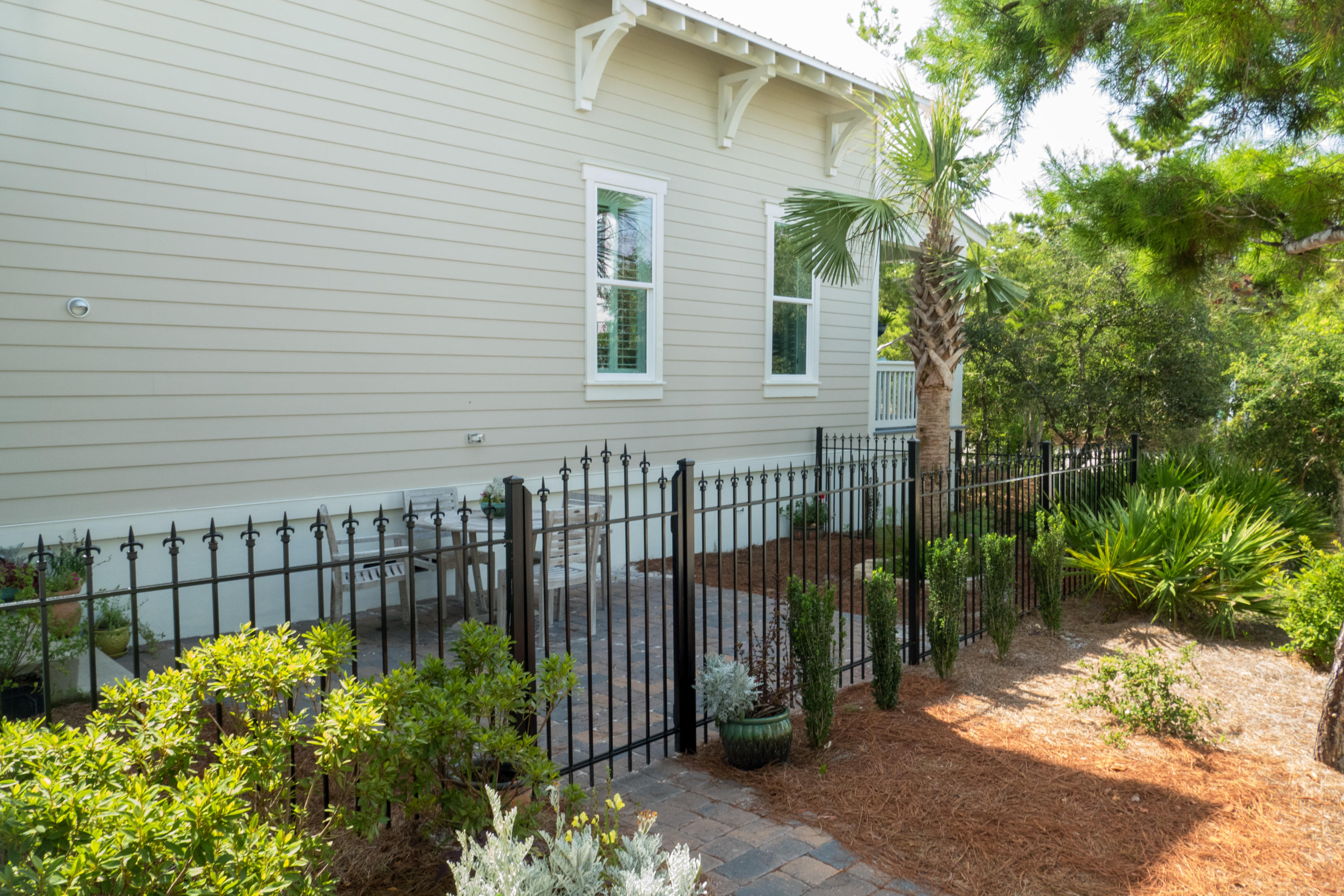 HIGHLAND PARKS - Residential