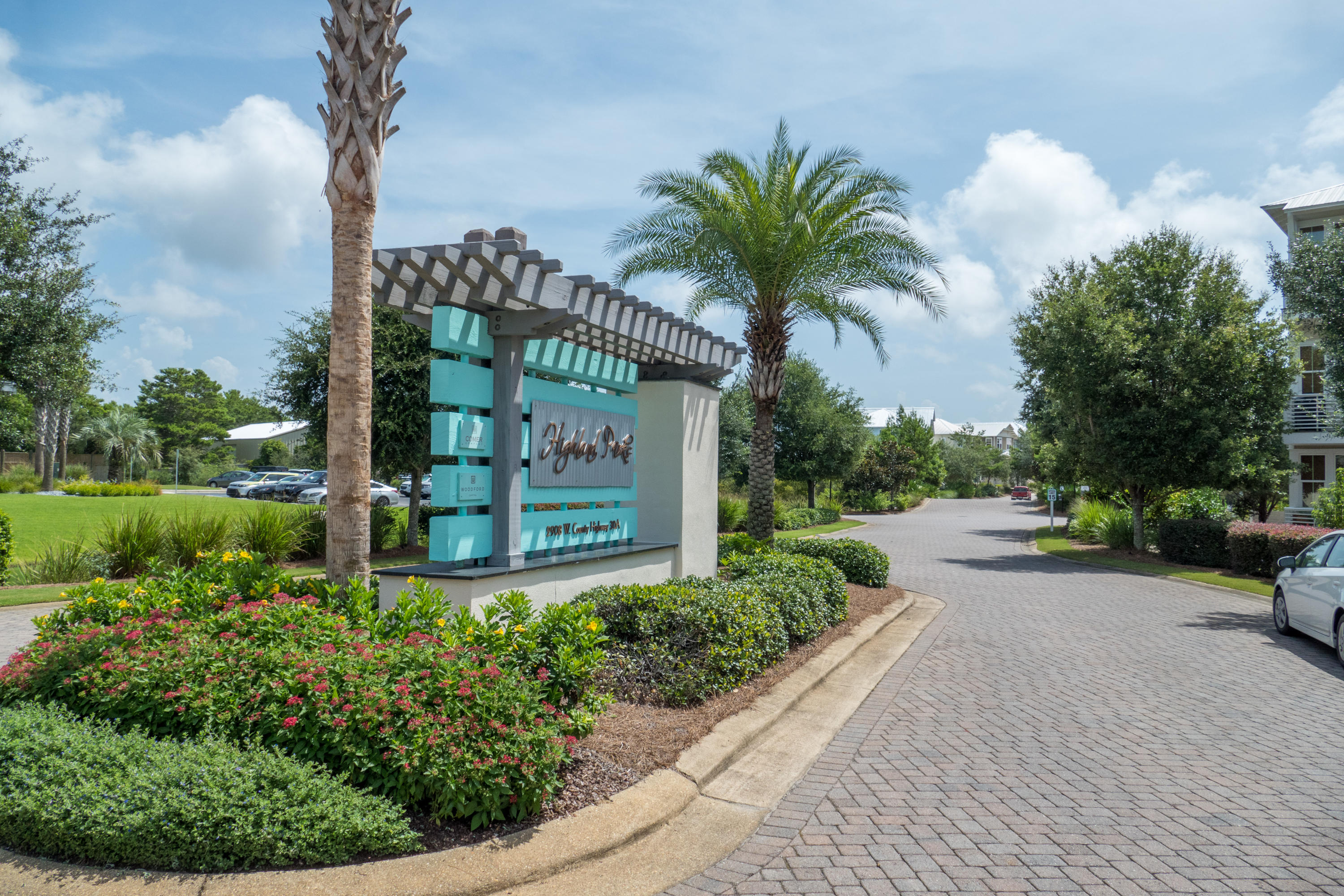 HIGHLAND PARKS - Residential