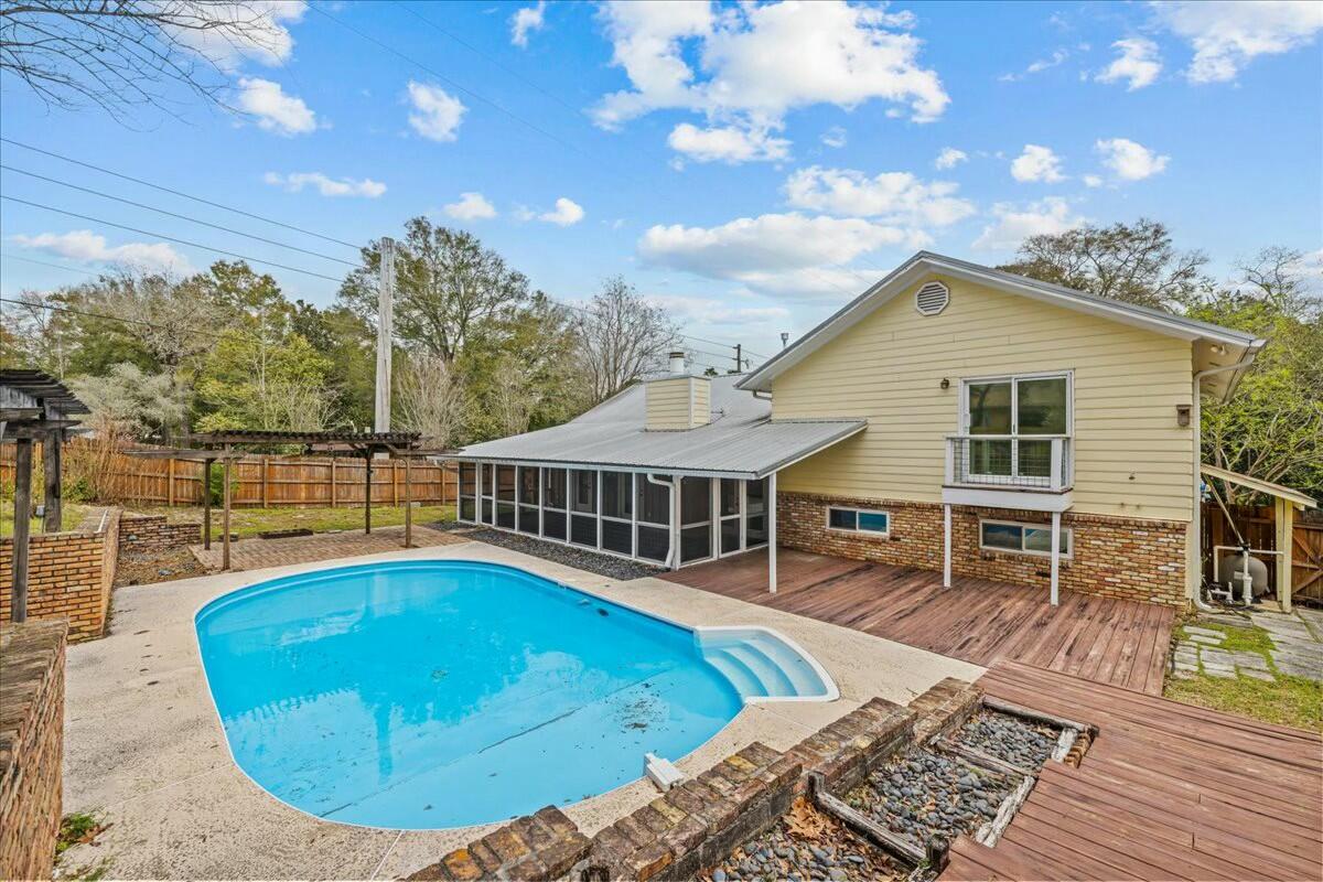 PINE FOREST S/D - Residential