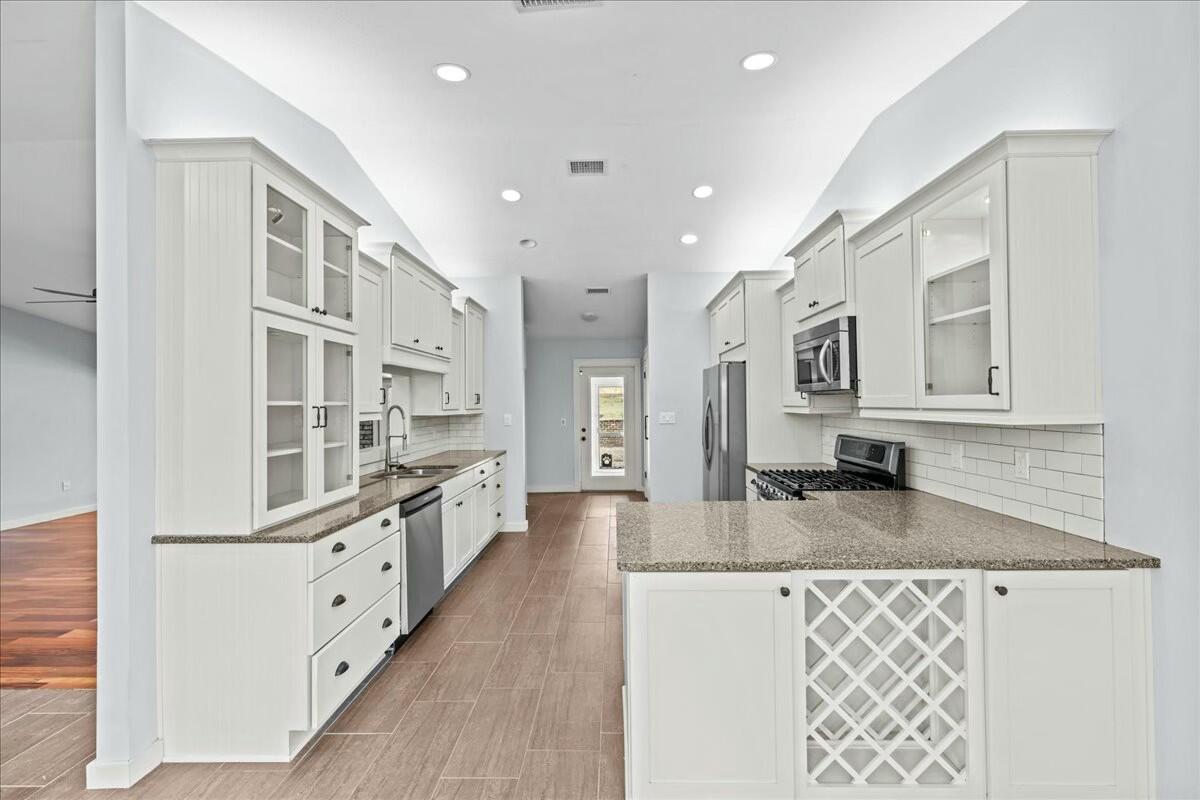 PINE FOREST S/D - Residential