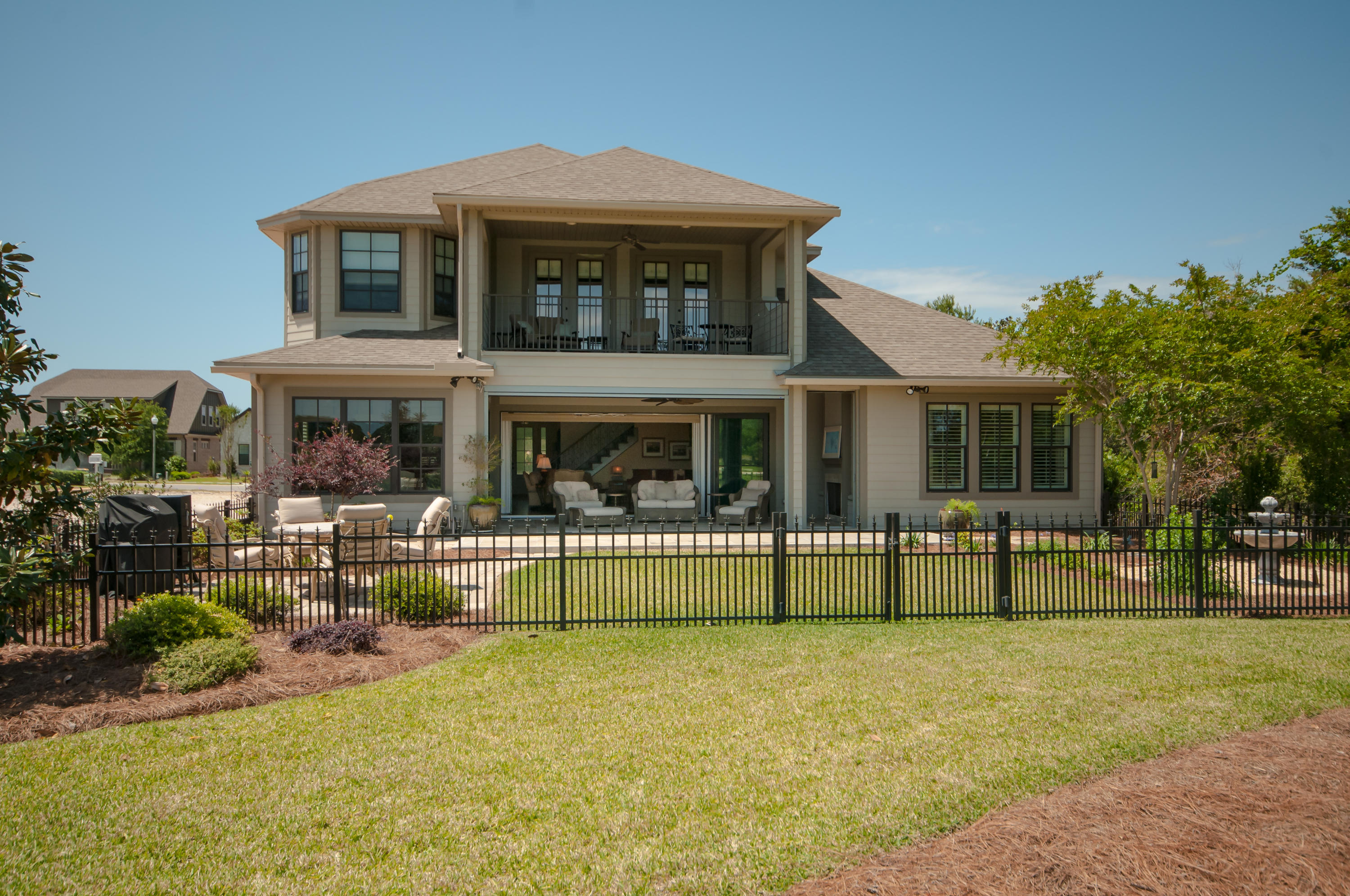 KELLY PLANTATION - Residential