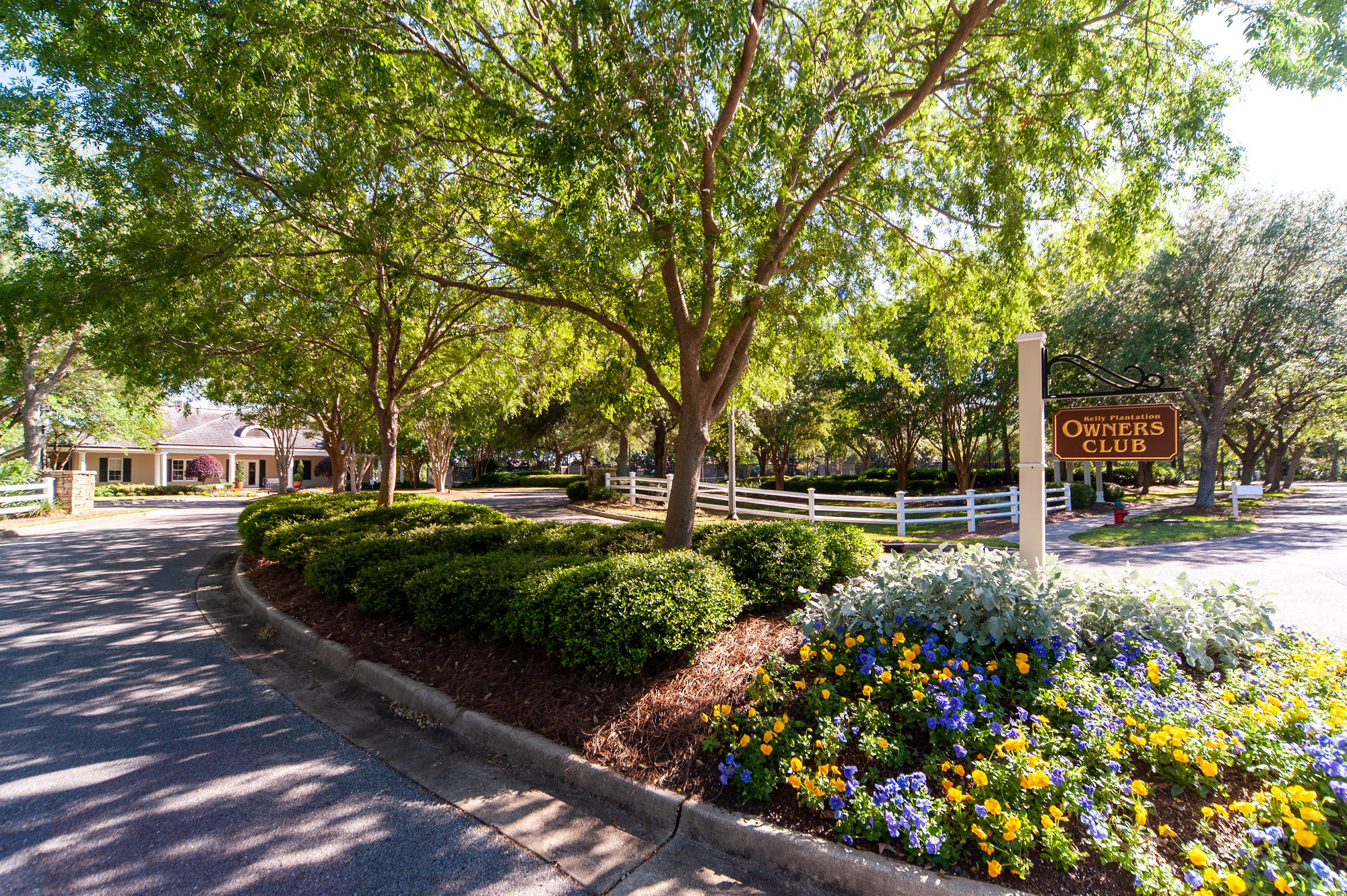 KELLY PLANTATION - Residential