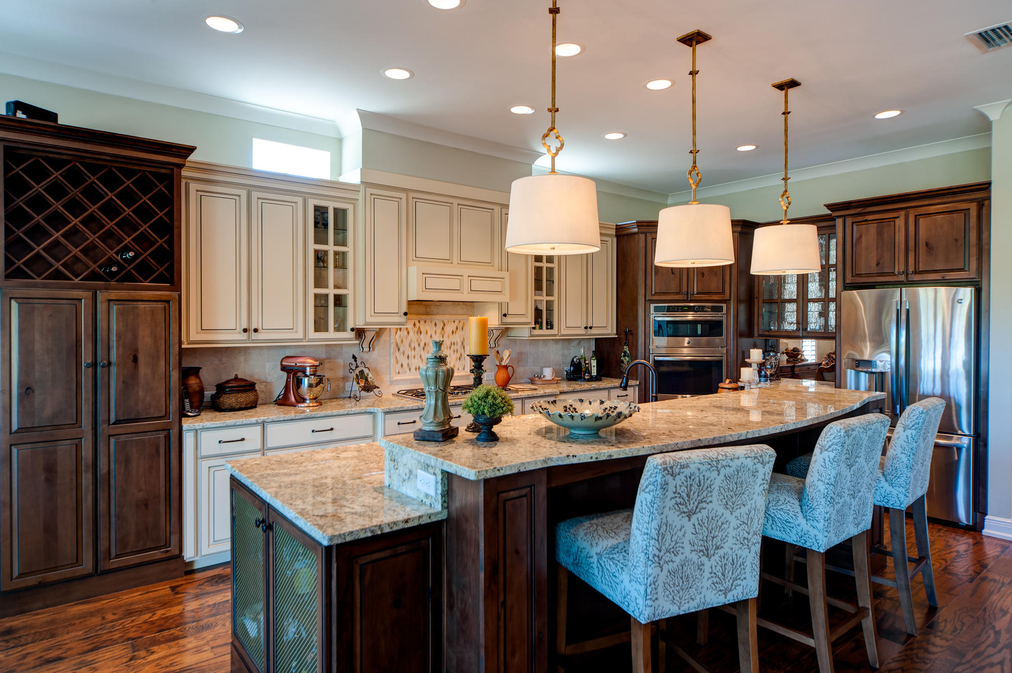 KELLY PLANTATION - Residential