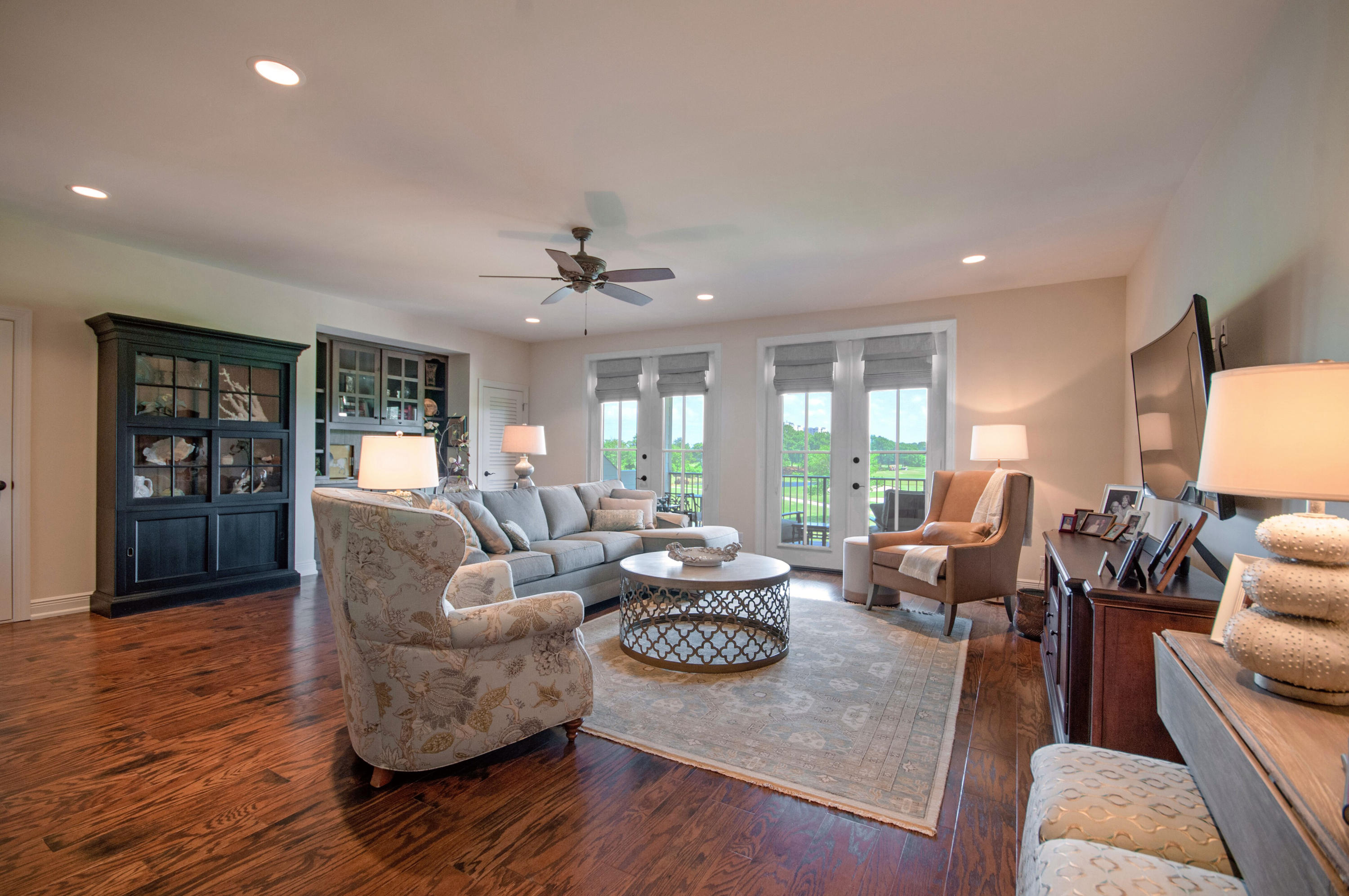 KELLY PLANTATION - Residential