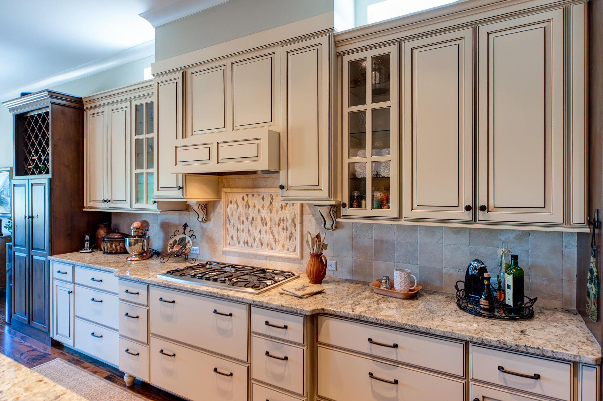 KELLY PLANTATION - Residential