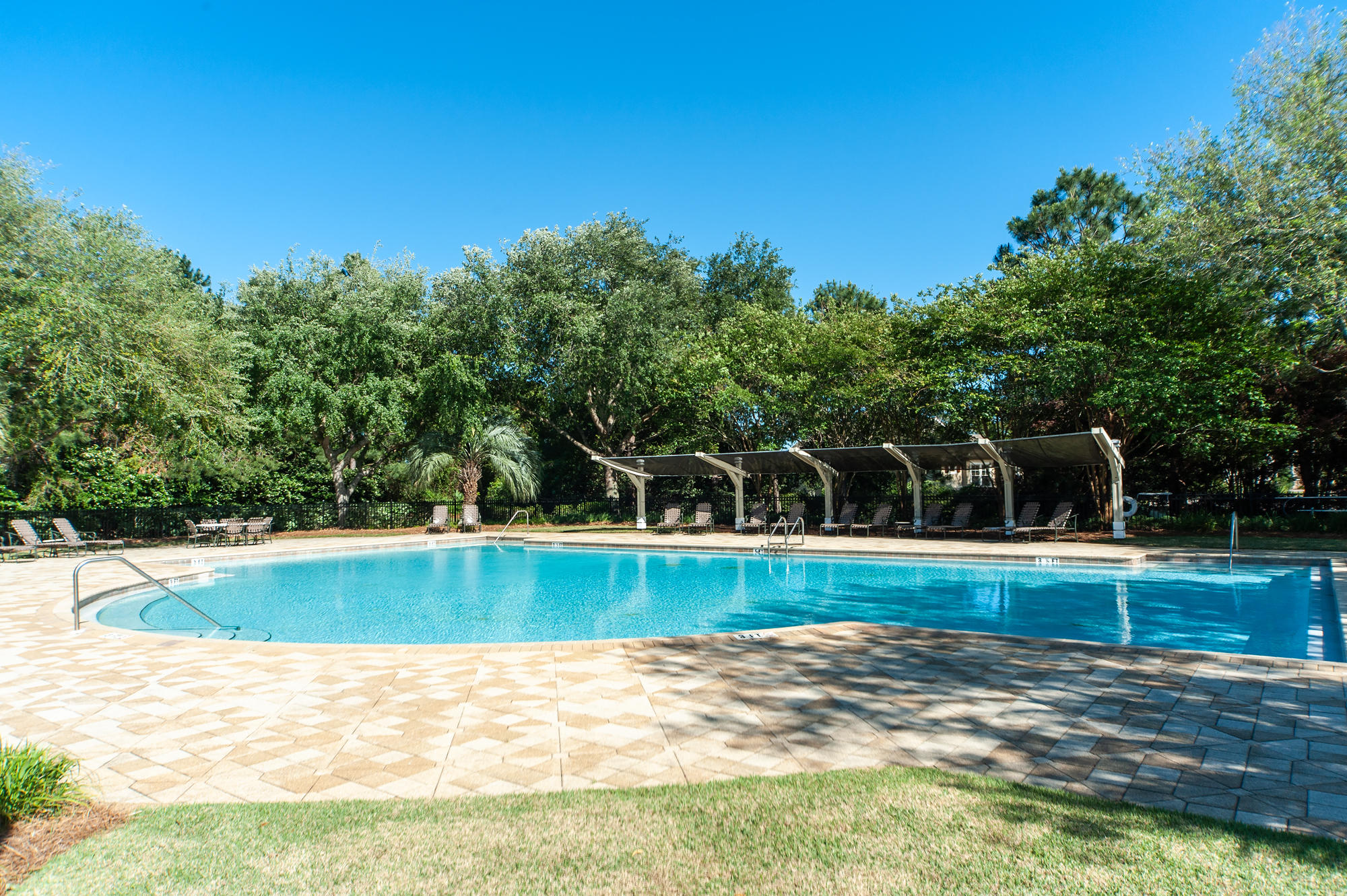 KELLY PLANTATION - Residential