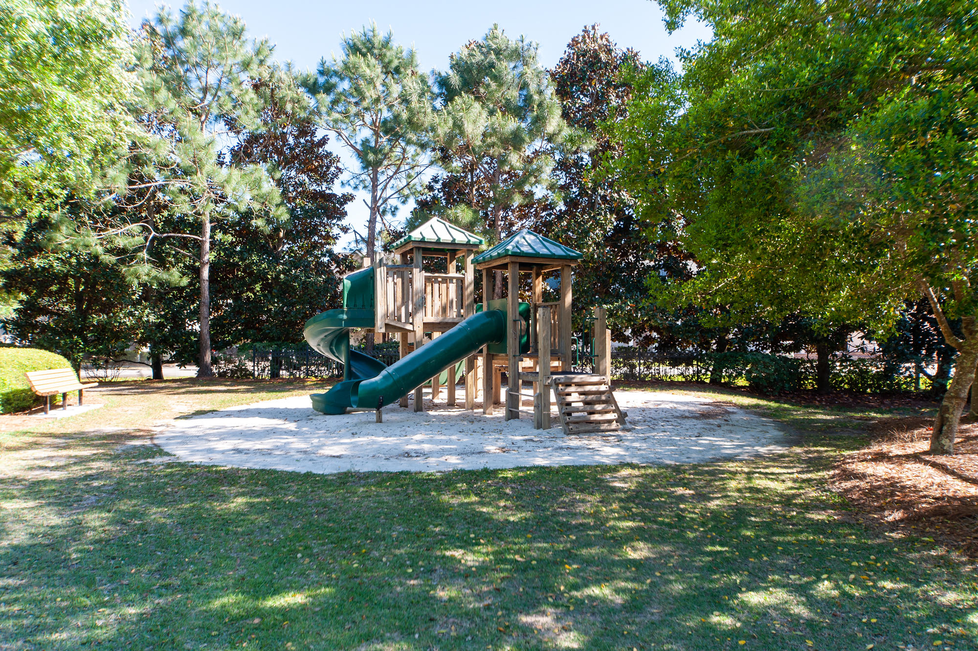 KELLY PLANTATION - Residential